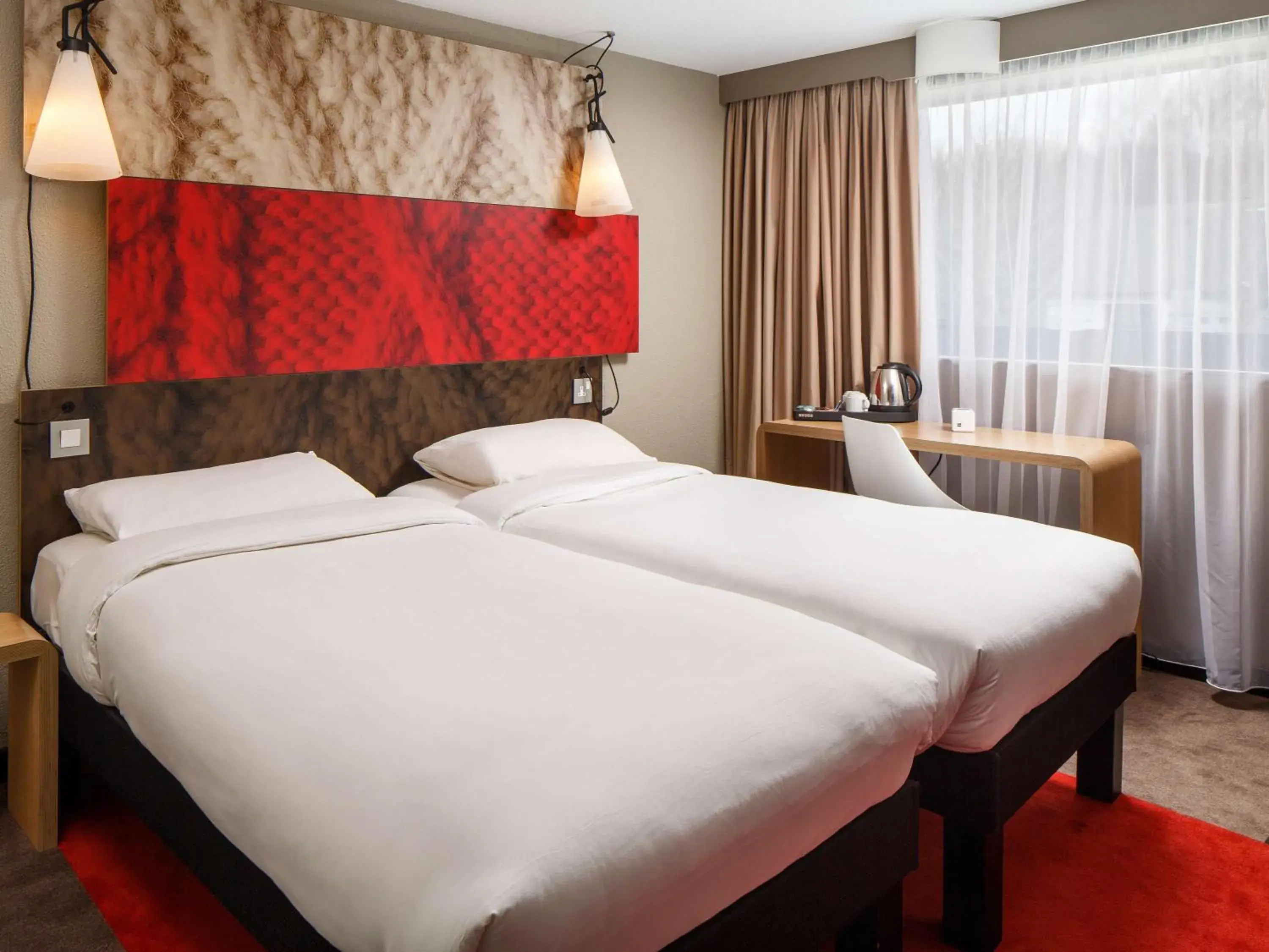 Bedroom, Bed in ibis Wien Hauptbahnhof Bedroom, Bed in ibis Wien Hauptbahnhof