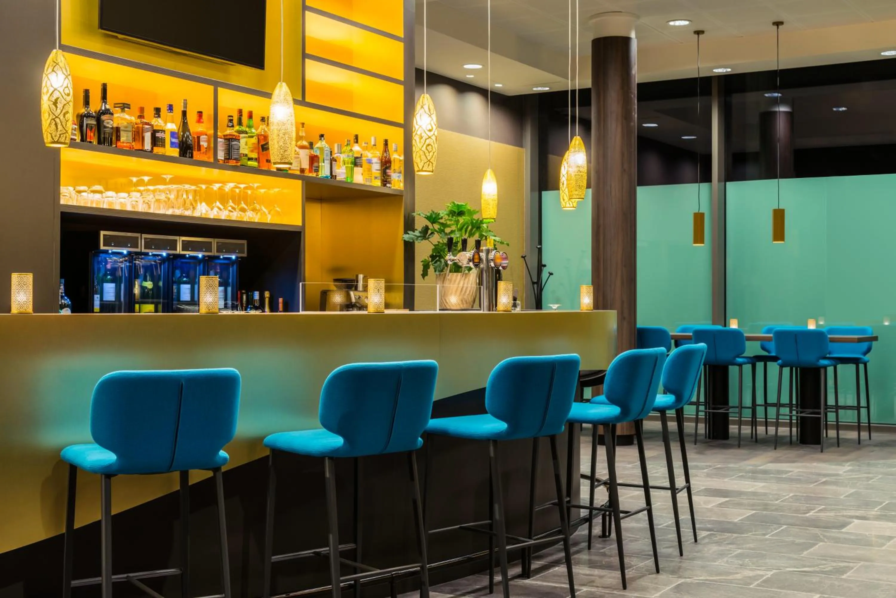 Lounge or bar in Mercure Blankenberge