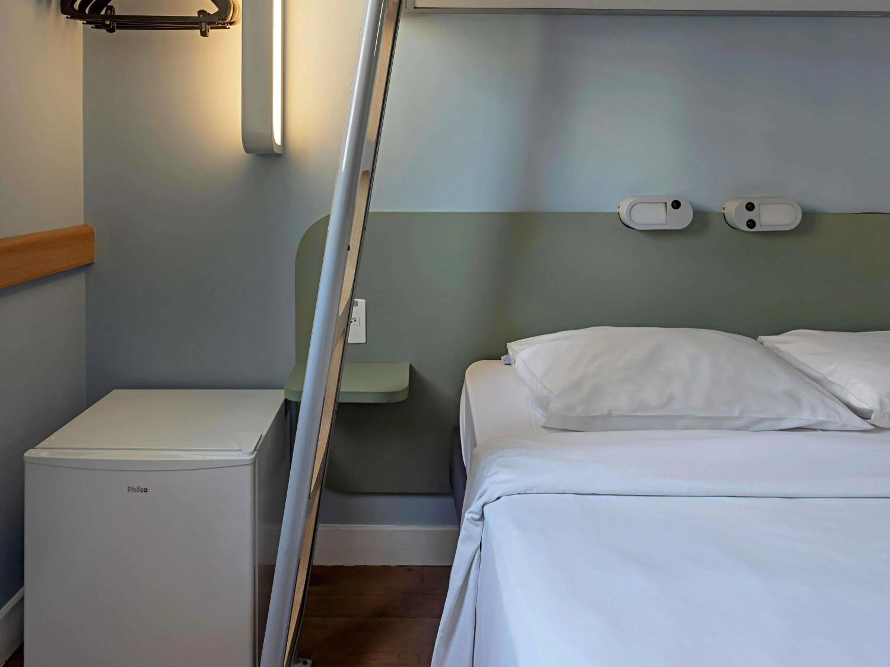 Bedroom, Bed in ibis budget RJ Praia de Botafogo