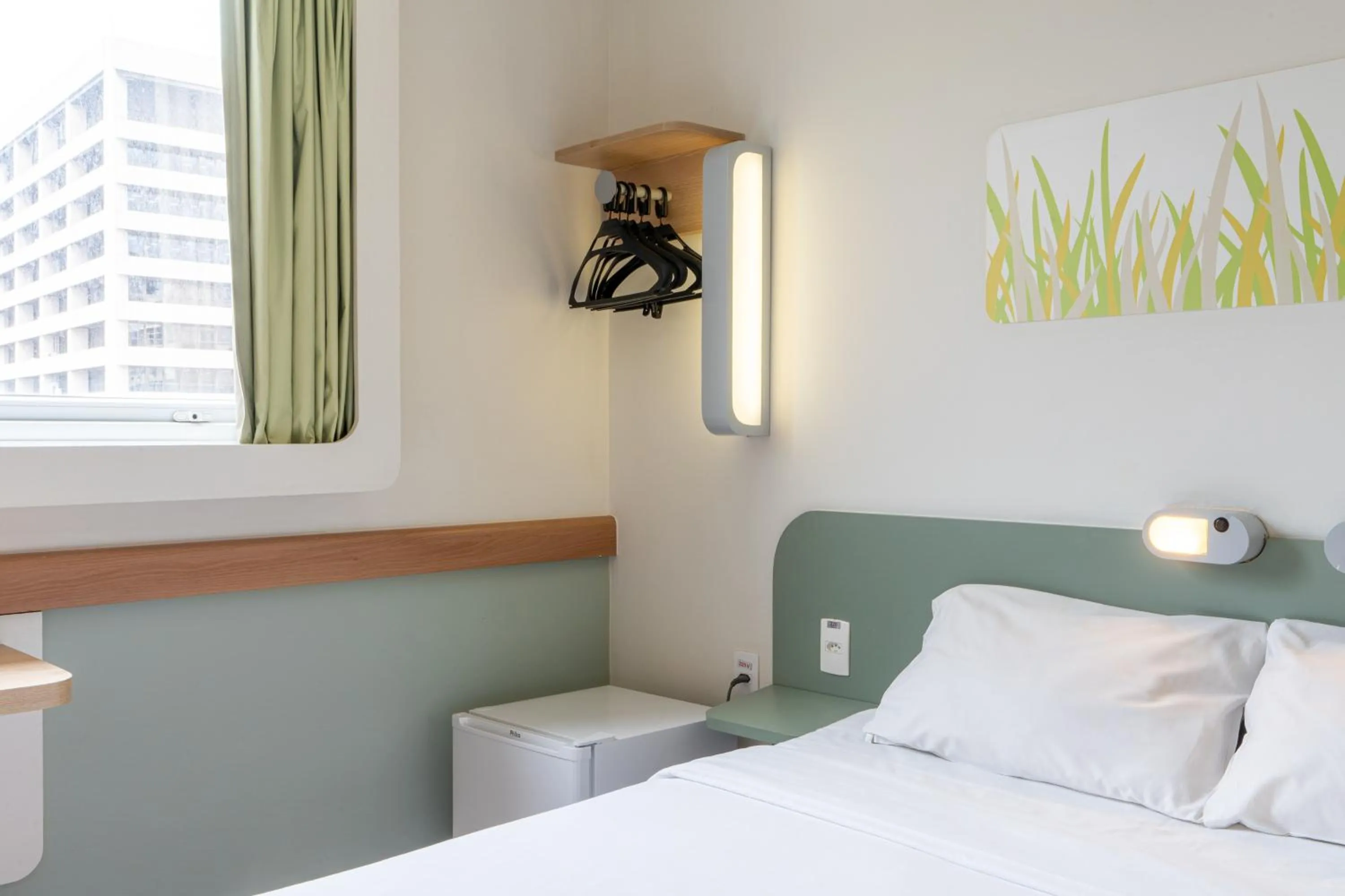 Bed in ibis budget RJ Praia de Botafogo