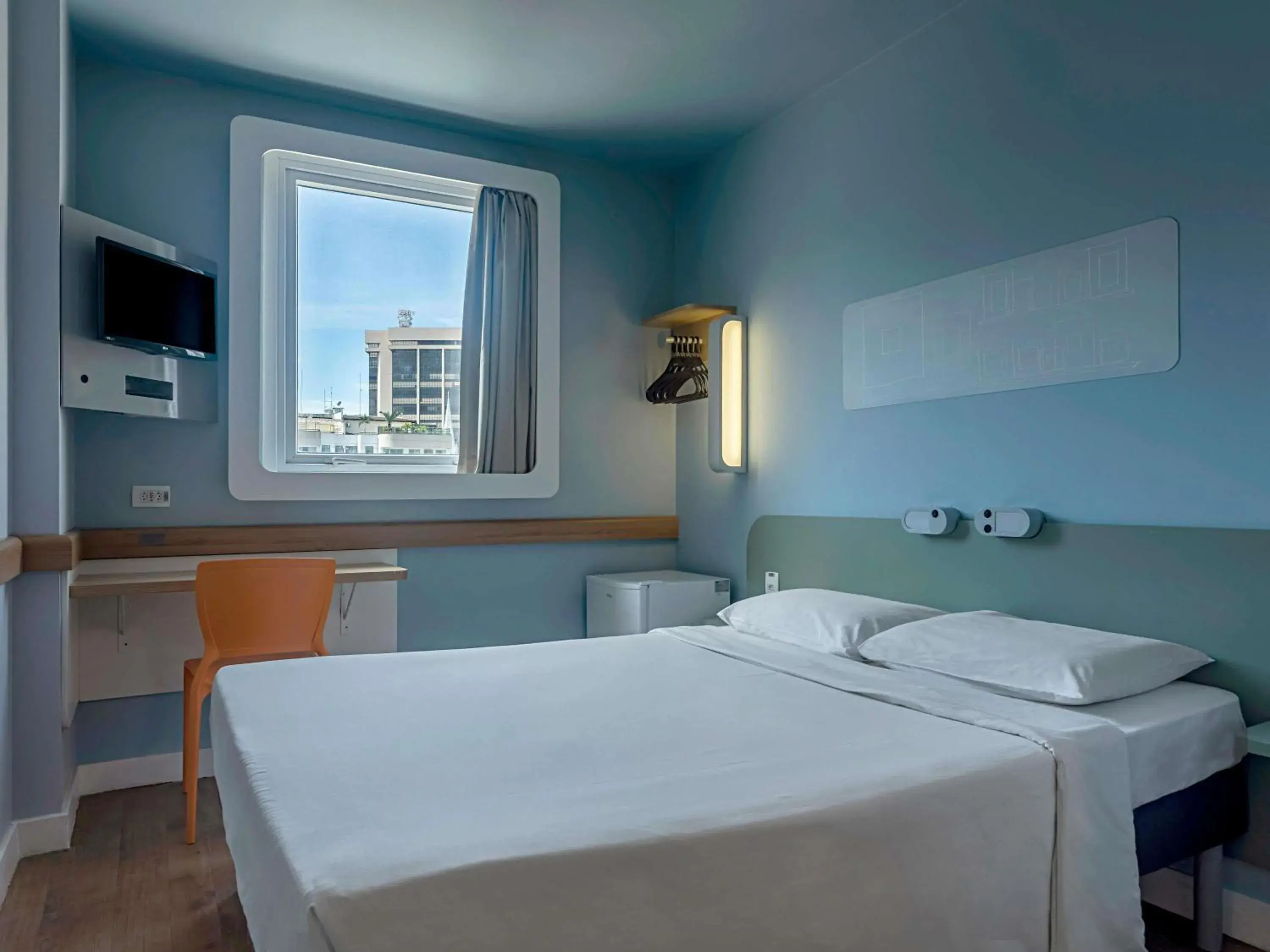 Bedroom, Bed in ibis budget RJ Praia de Botafogo Bedroom, Bed in ibis budget RJ Praia de Botafogo