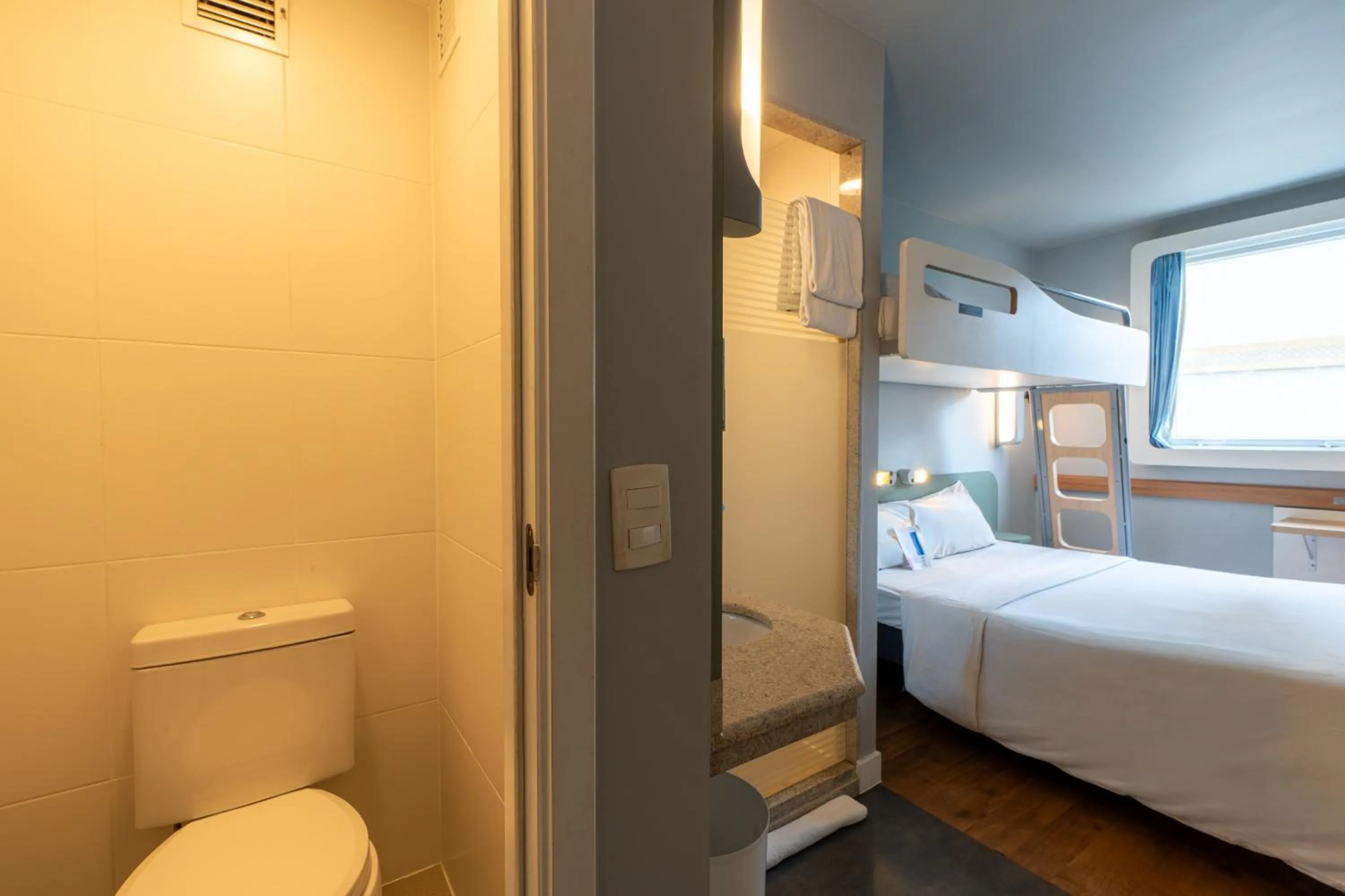 Bed in ibis budget RJ Praia de Botafogo