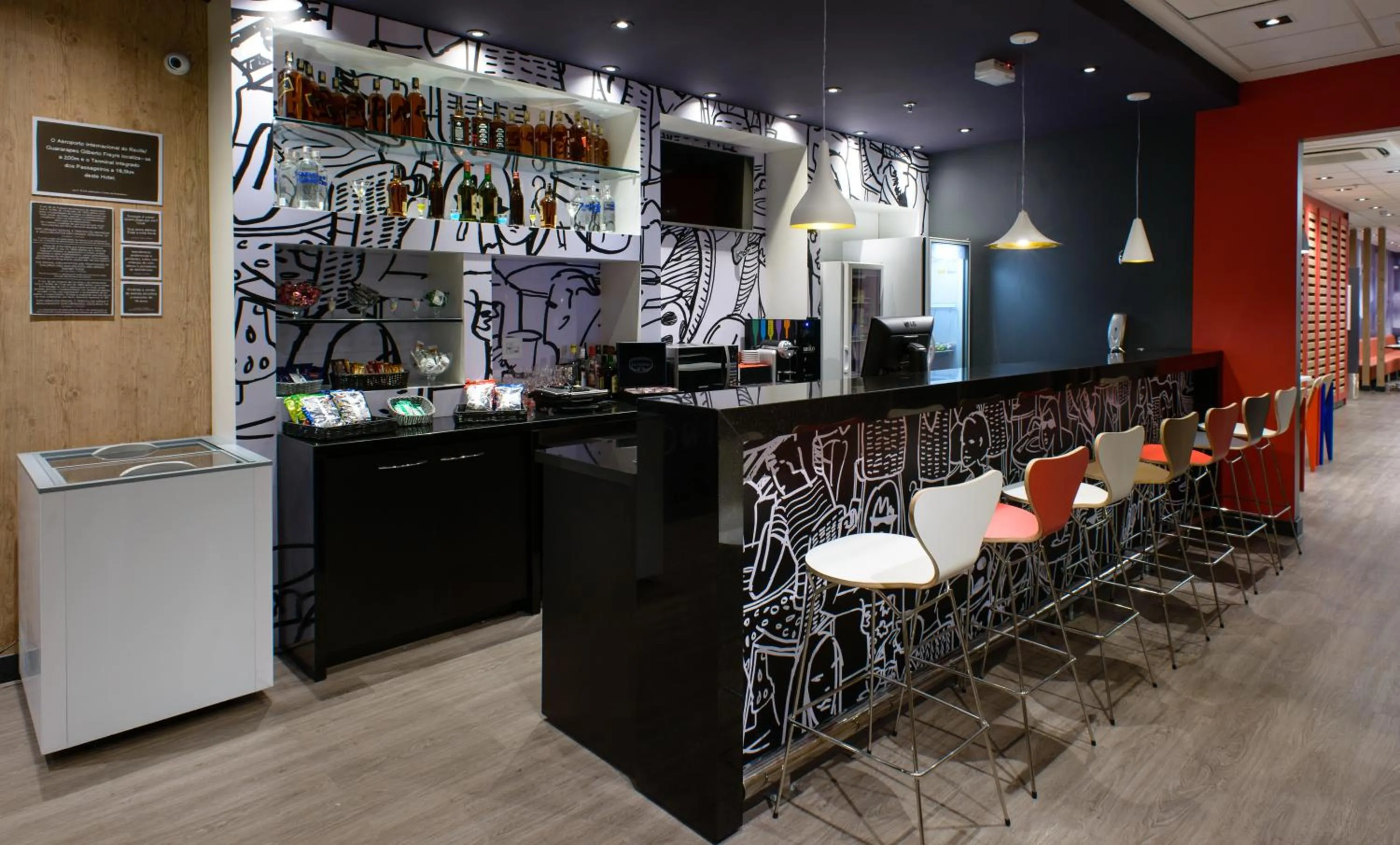 Lounge or bar in ibis Recife Aeroporto