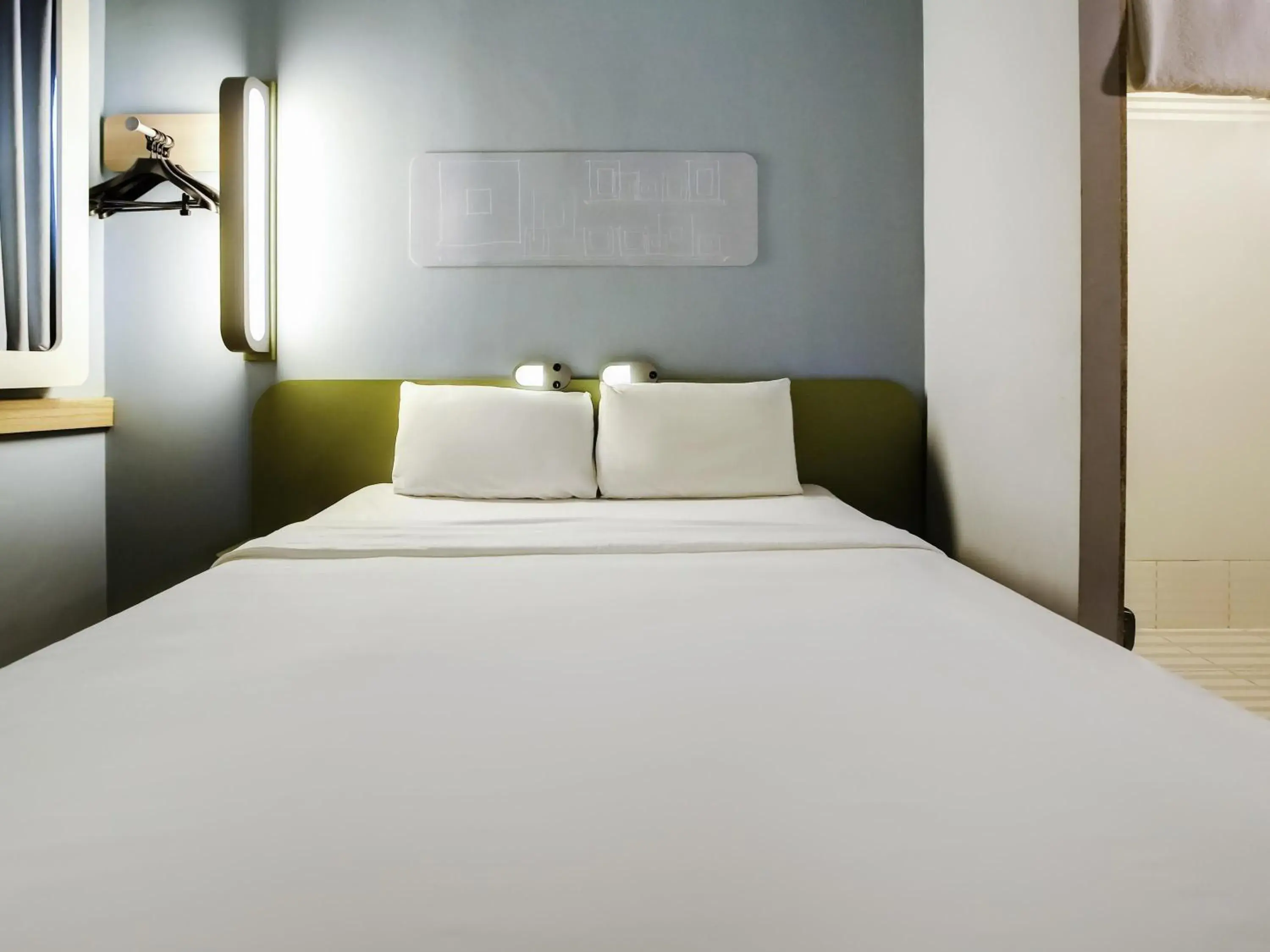 Bedroom, Bed in ibis budget RJ Copacabana Bedroom, Bed in ibis budget RJ Copacabana