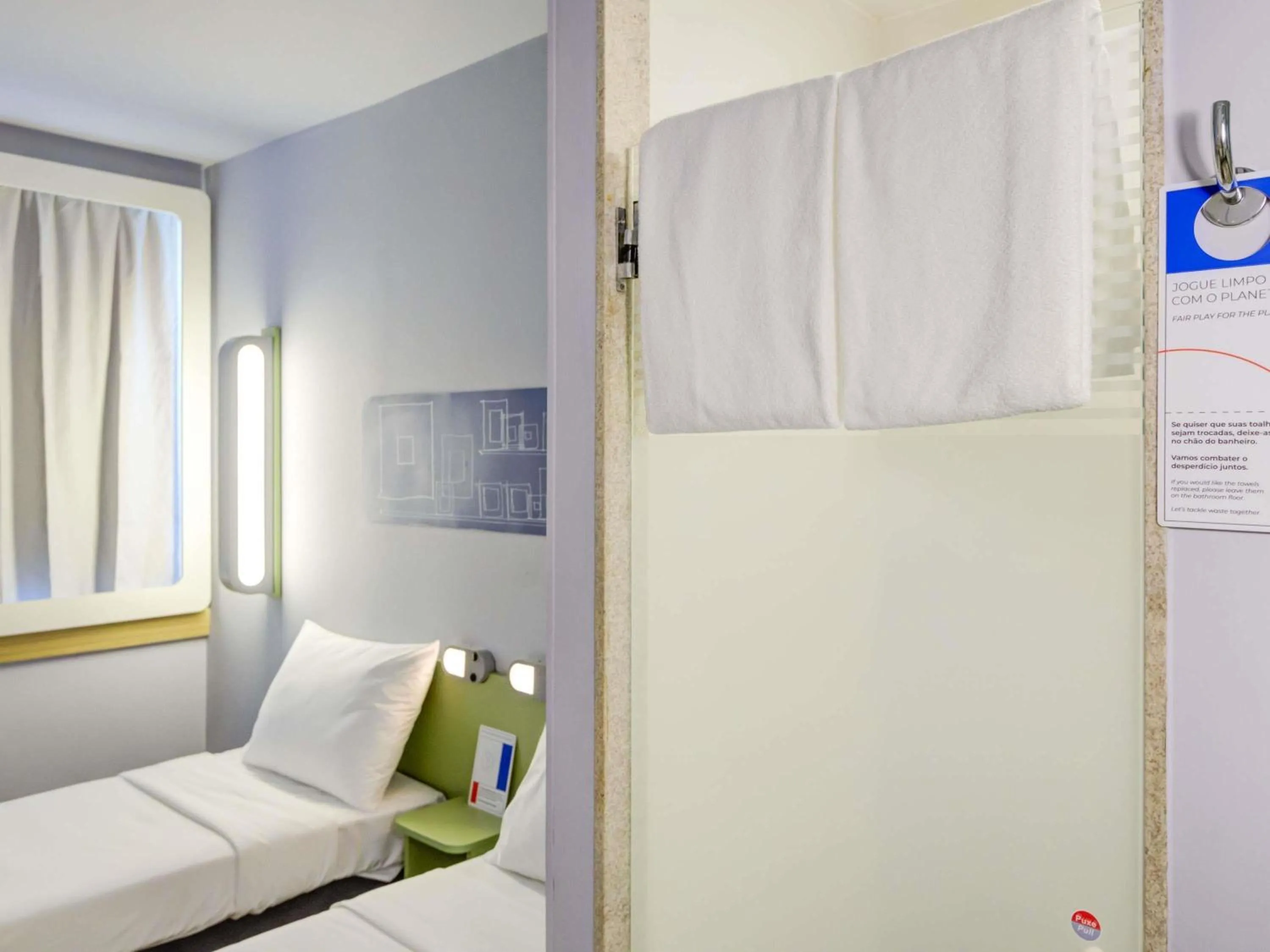 Bedroom, Bed in ibis budget RJ Copacabana