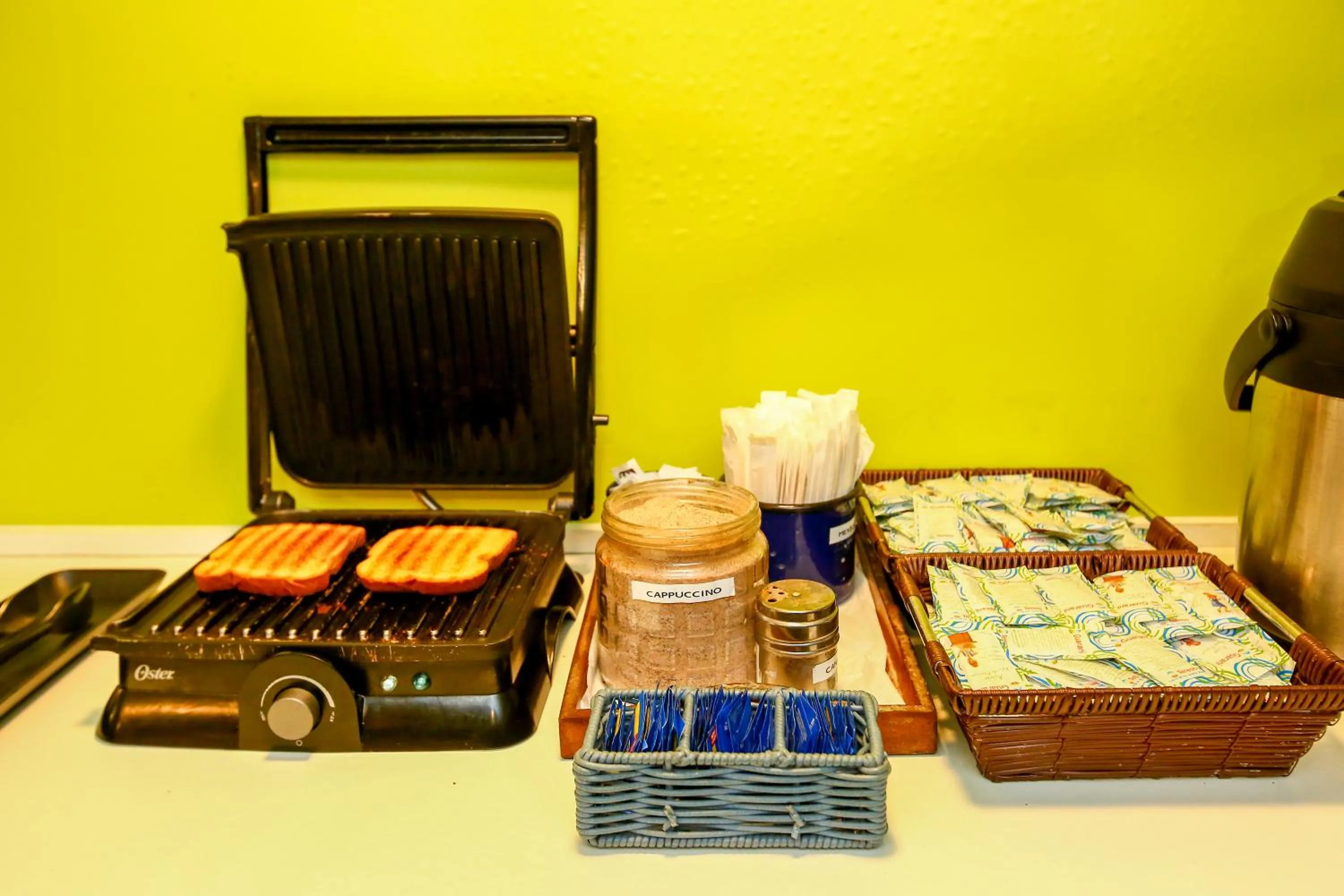 Kitchen or kitchenette in ibis budget RJ Copacabana