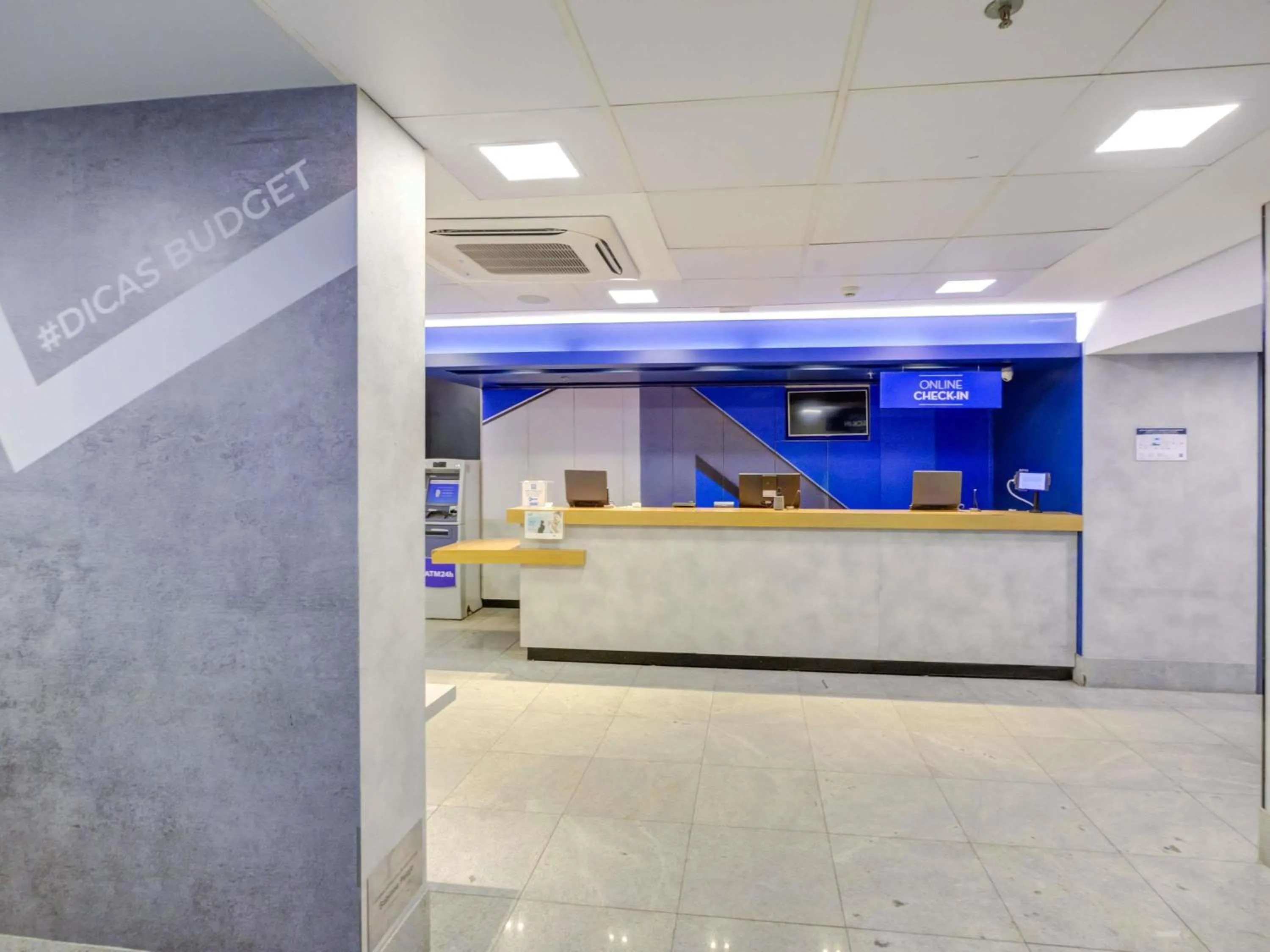 Lounge or bar in ibis budget RJ Copacabana