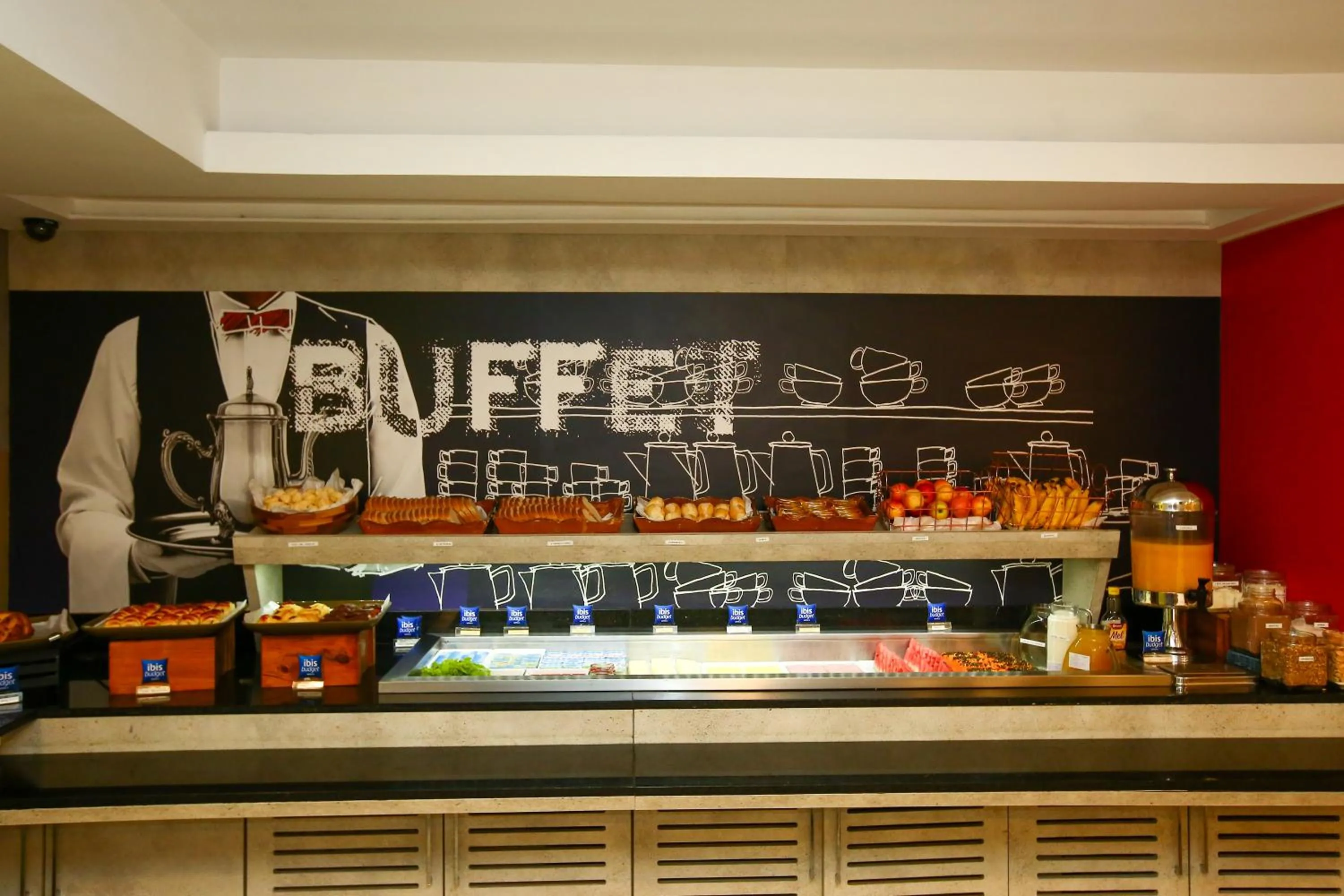 Food and drinks in ibis budget RJ Copacabana