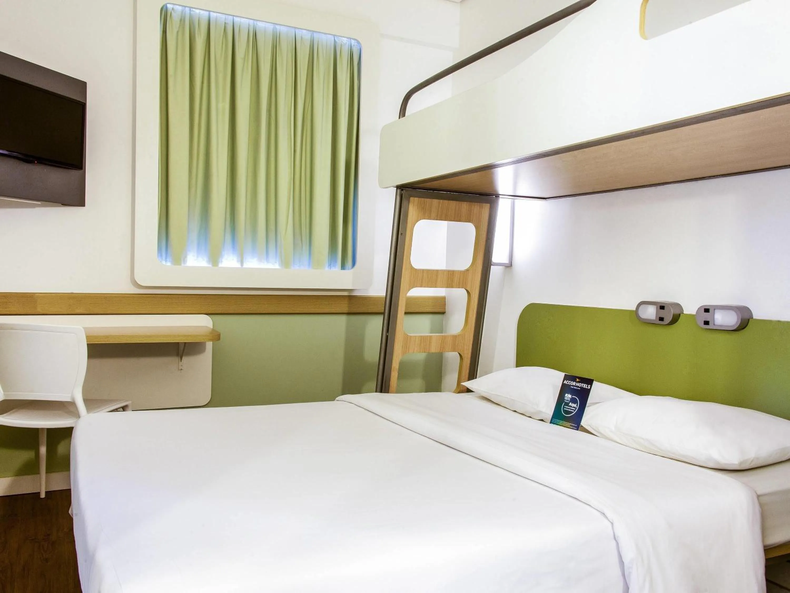 Bedroom, Bed in ibis budget Manaus