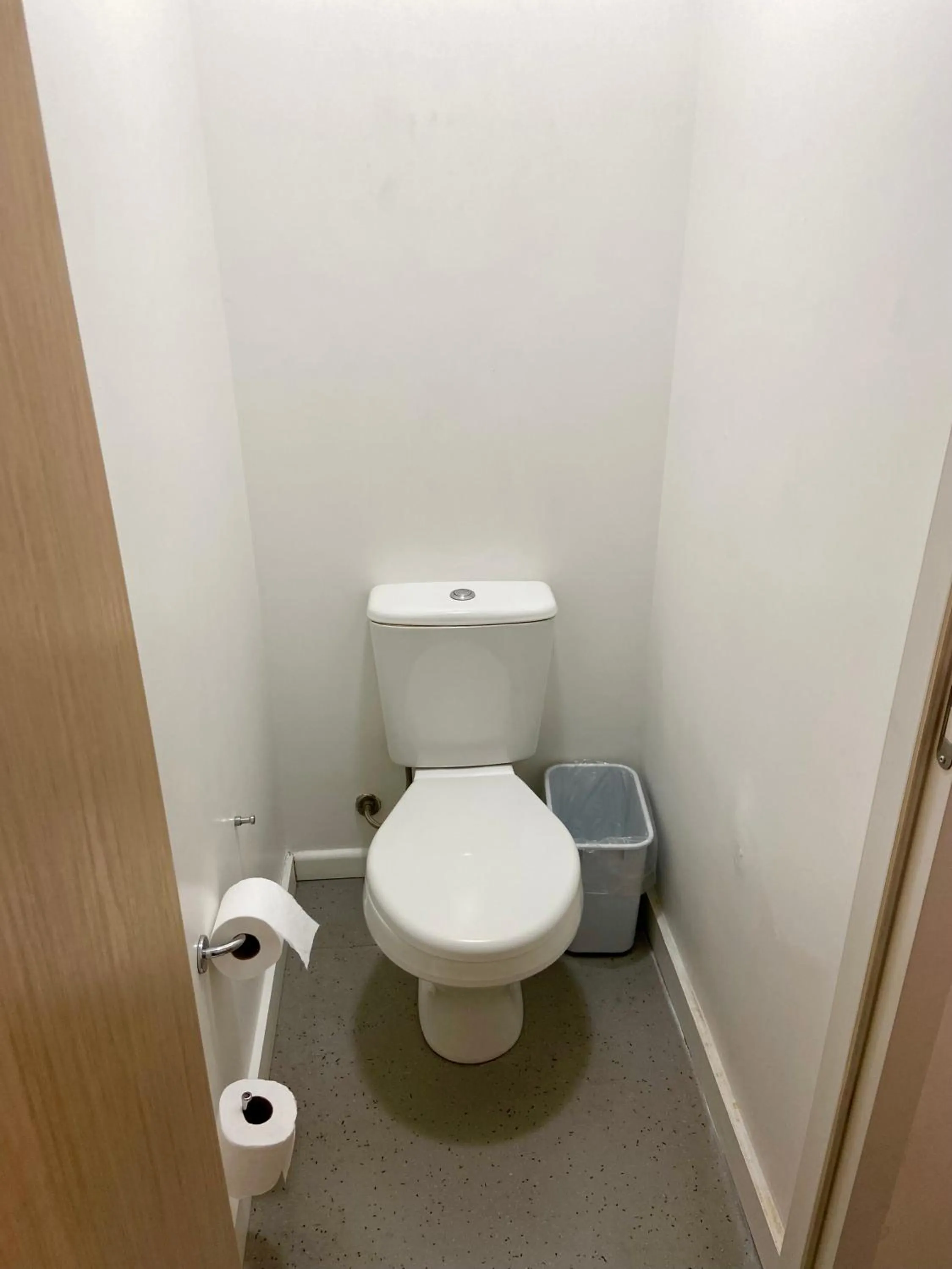 Toilet in ibis budget Manaus