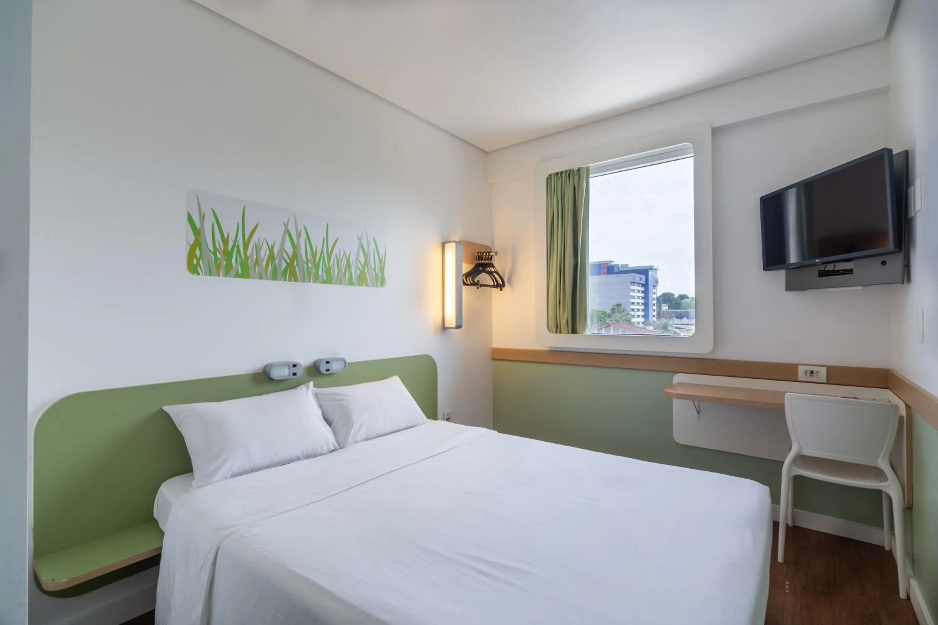 Bedroom, Bed in ibis budget Manaus