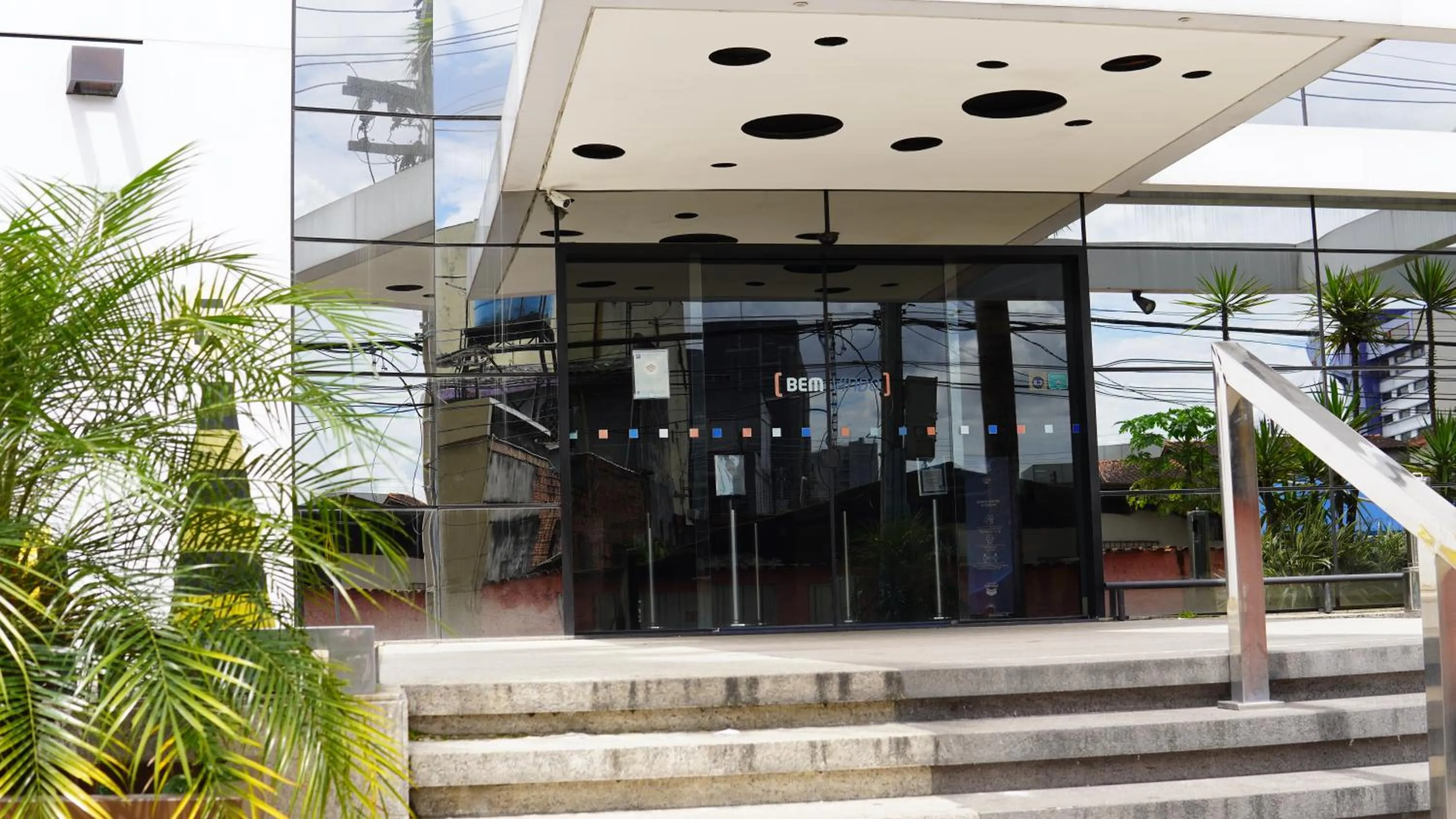 Facade/entrance in ibis budget Manaus