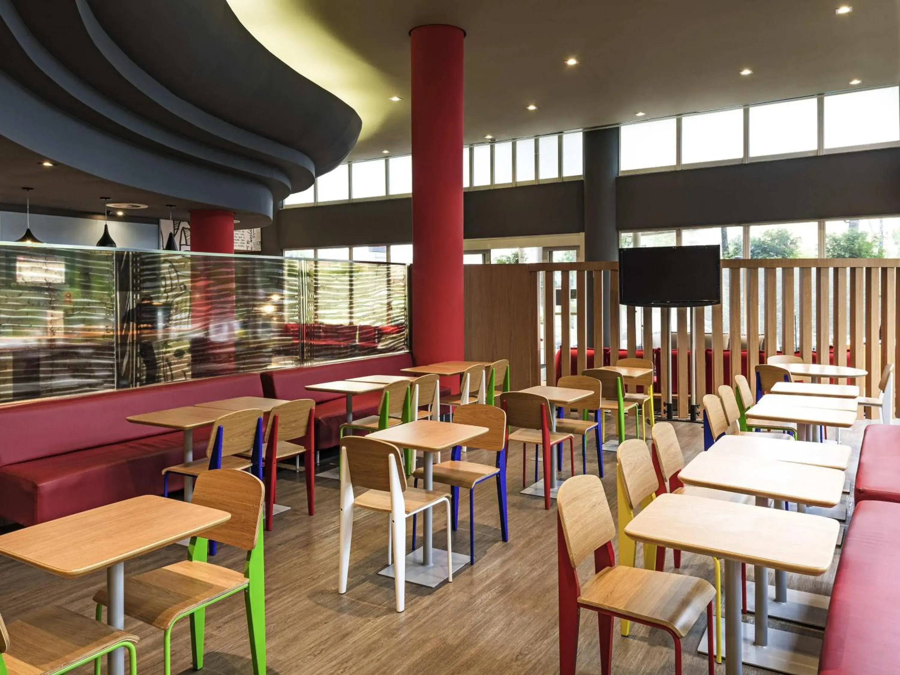 Restaurant/places to eat in ibis Santo Andre Restaurant/places to eat in ibis Santo Andre