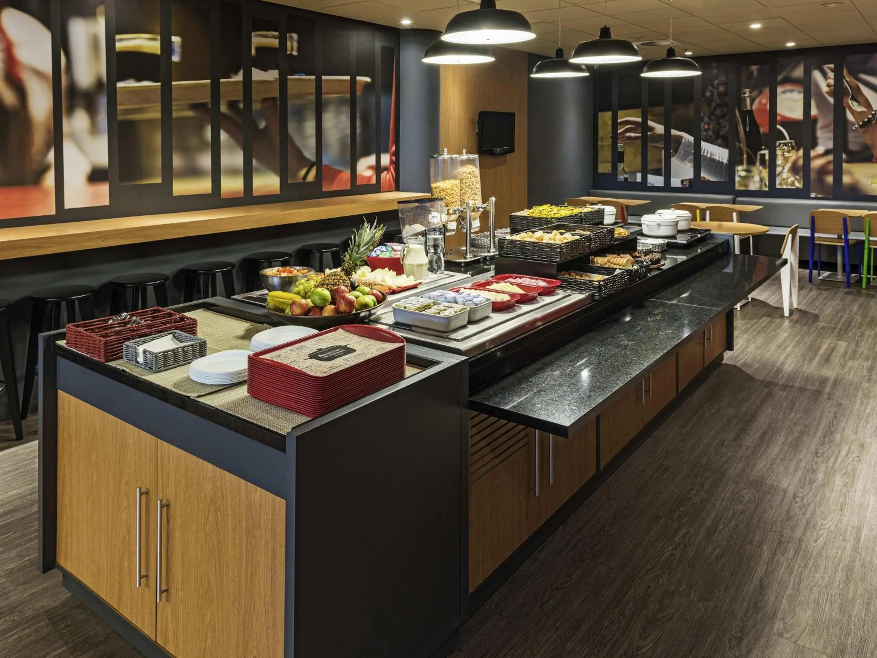 Restaurant/places to eat in ibis Santo Andre