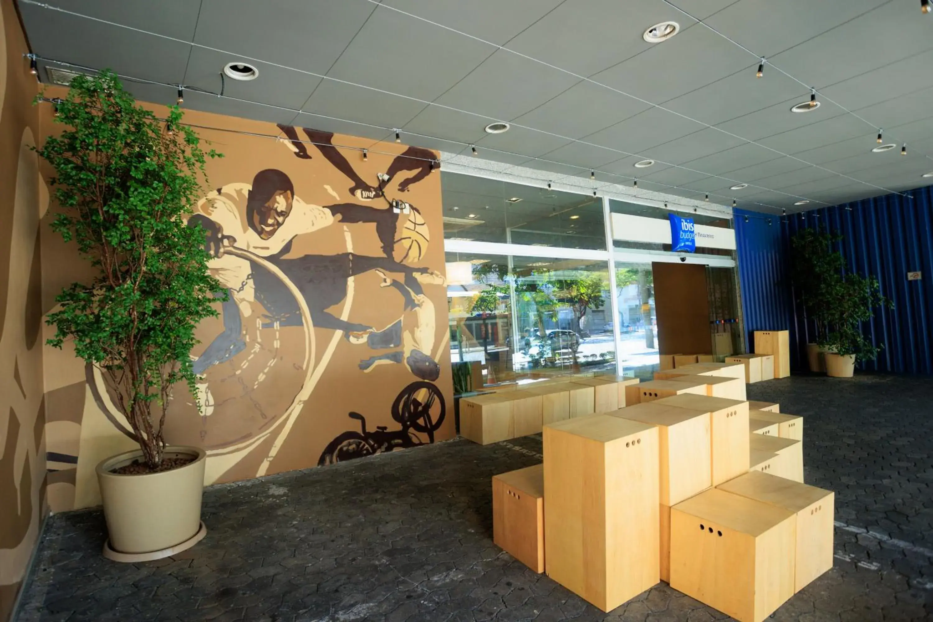 Facade/entrance in ibis budget Belo Horizonte Minascentro Facade/entrance in ibis budget Belo Horizonte Minascentro