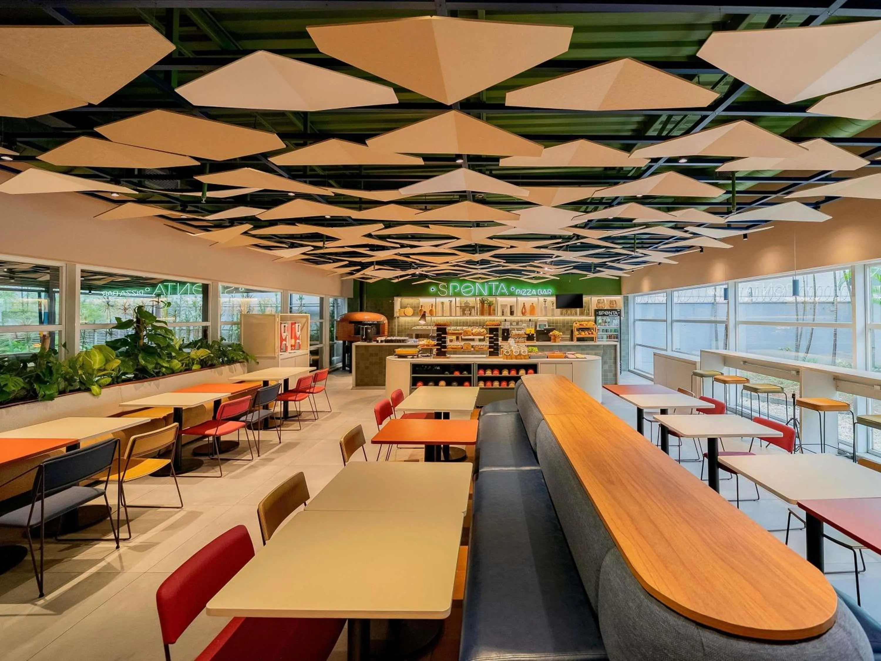 Restaurant/places to eat in ibis budget Sao Paulo Jardins