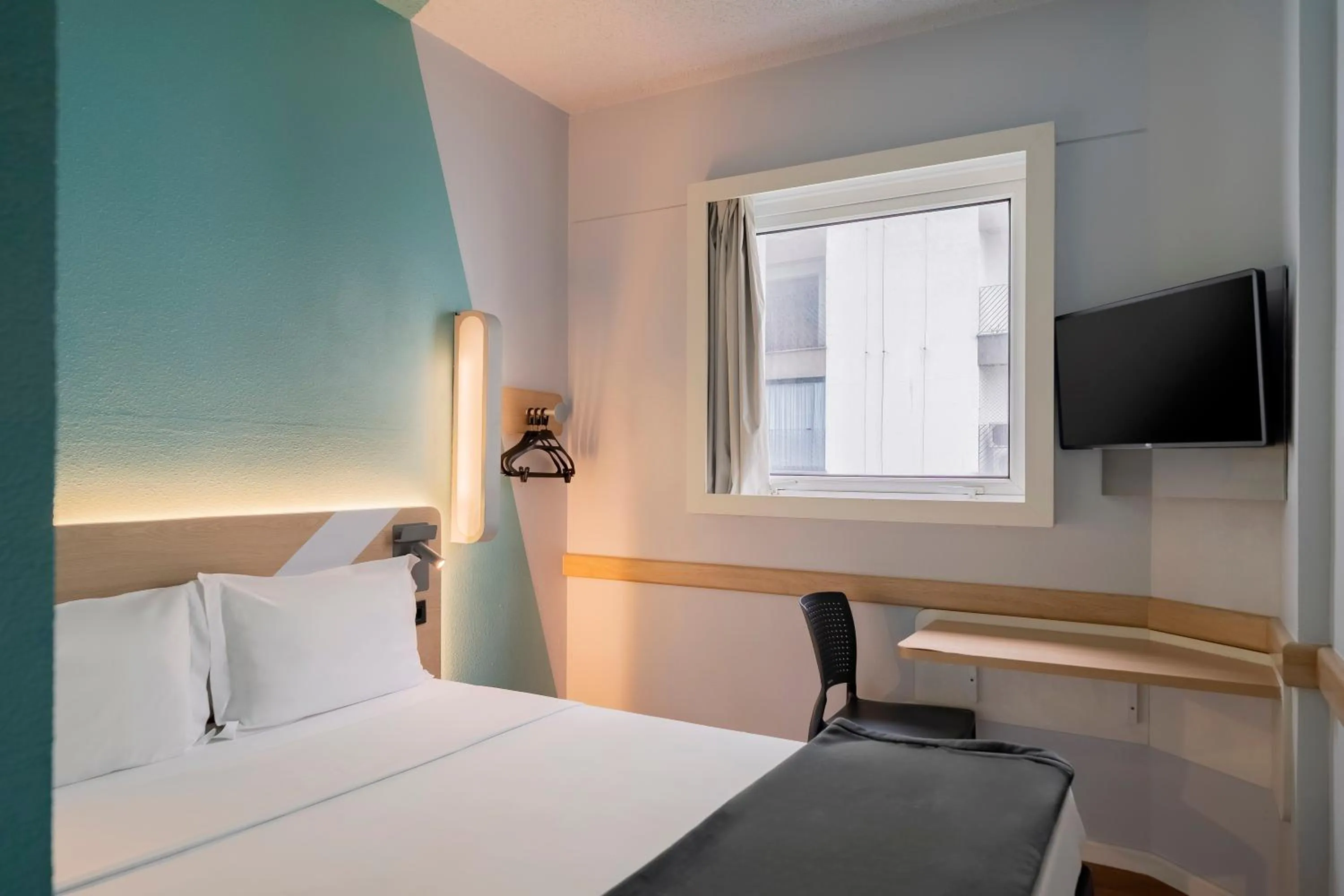 Bed in ibis budget Sao Paulo Jardins