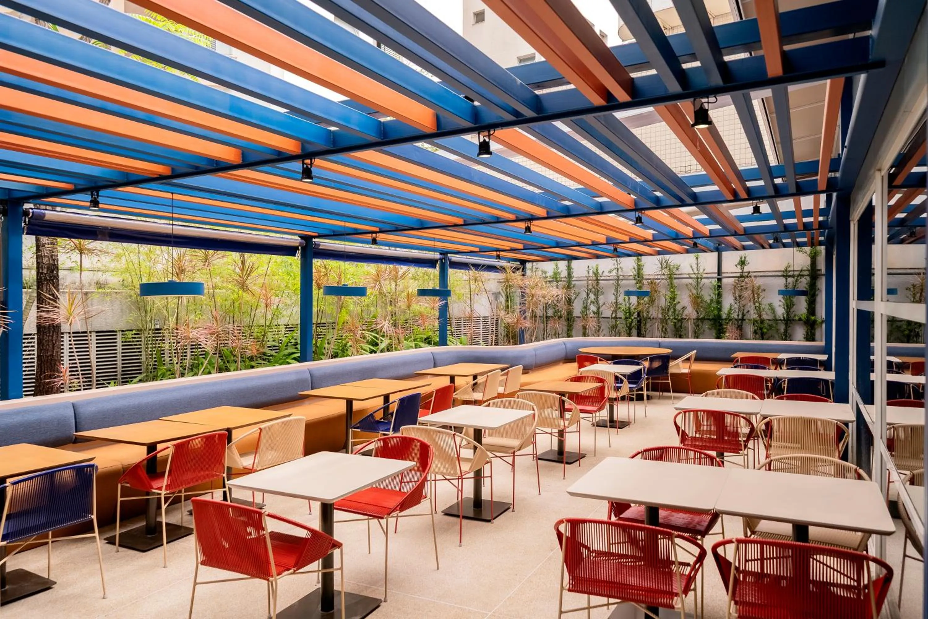 Restaurant/places to eat in ibis budget Sao Paulo Jardins