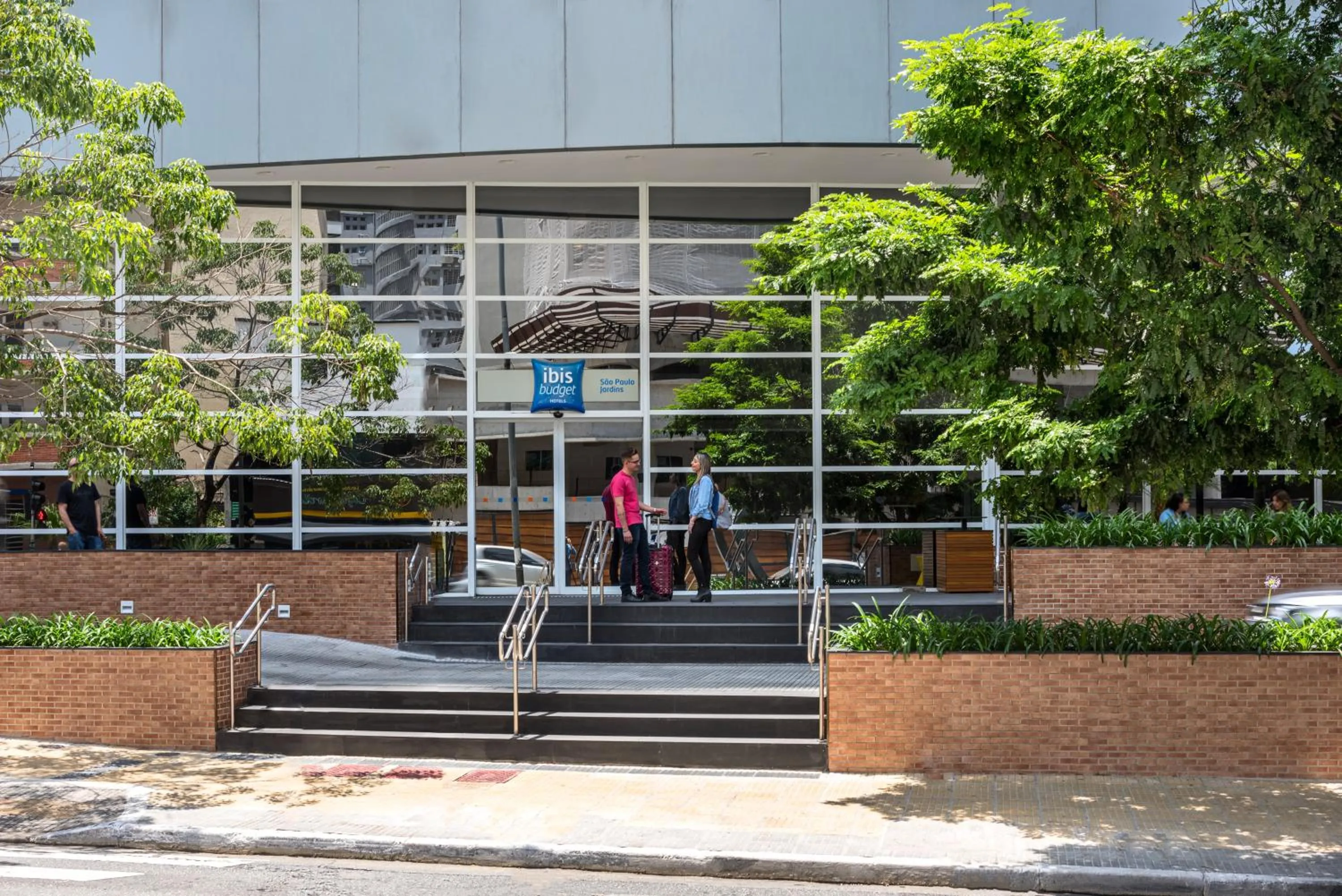 Facade/entrance in ibis budget Sao Paulo Jardins