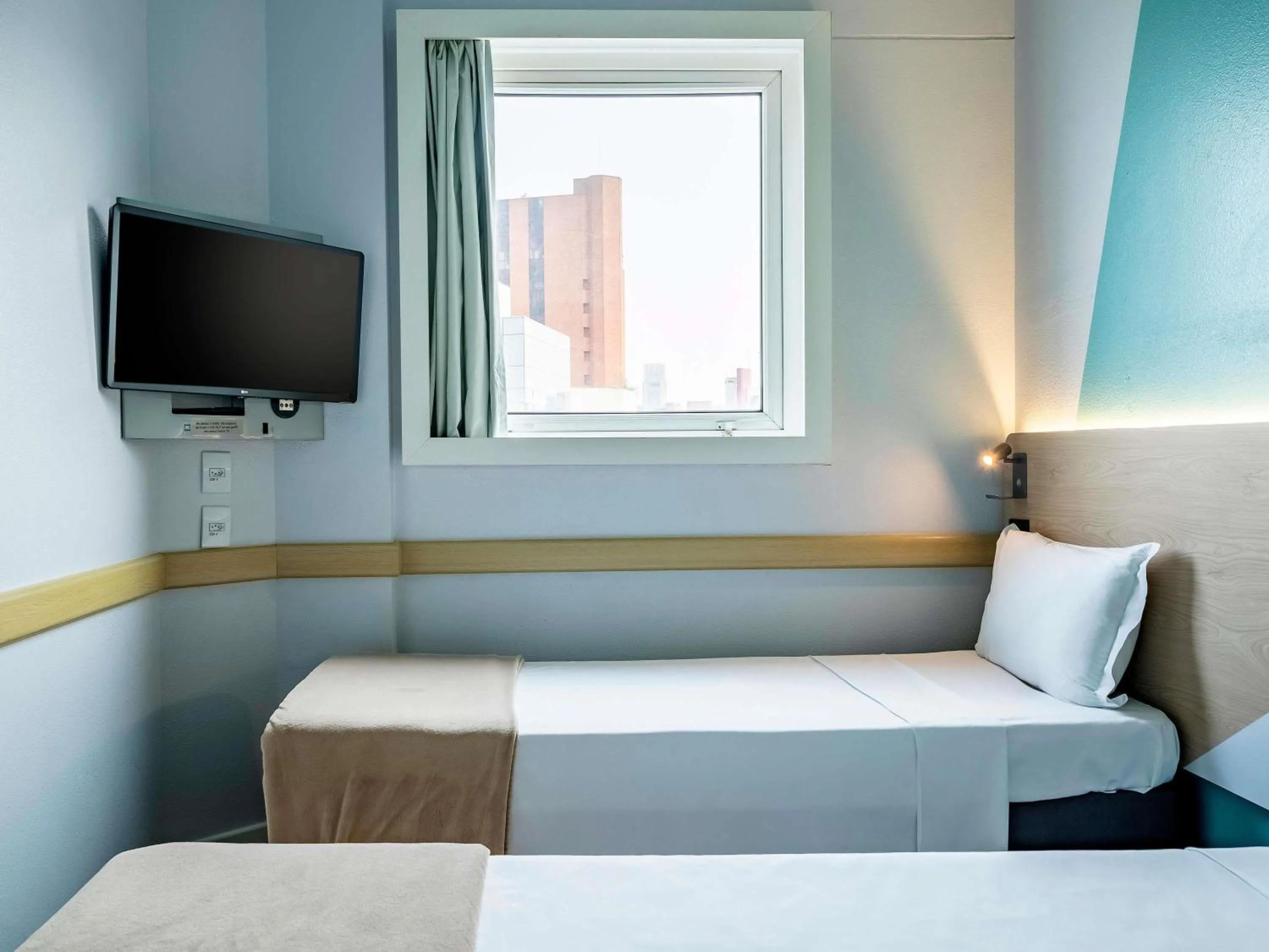 Bedroom, Bed in ibis budget Sao Paulo Jardins