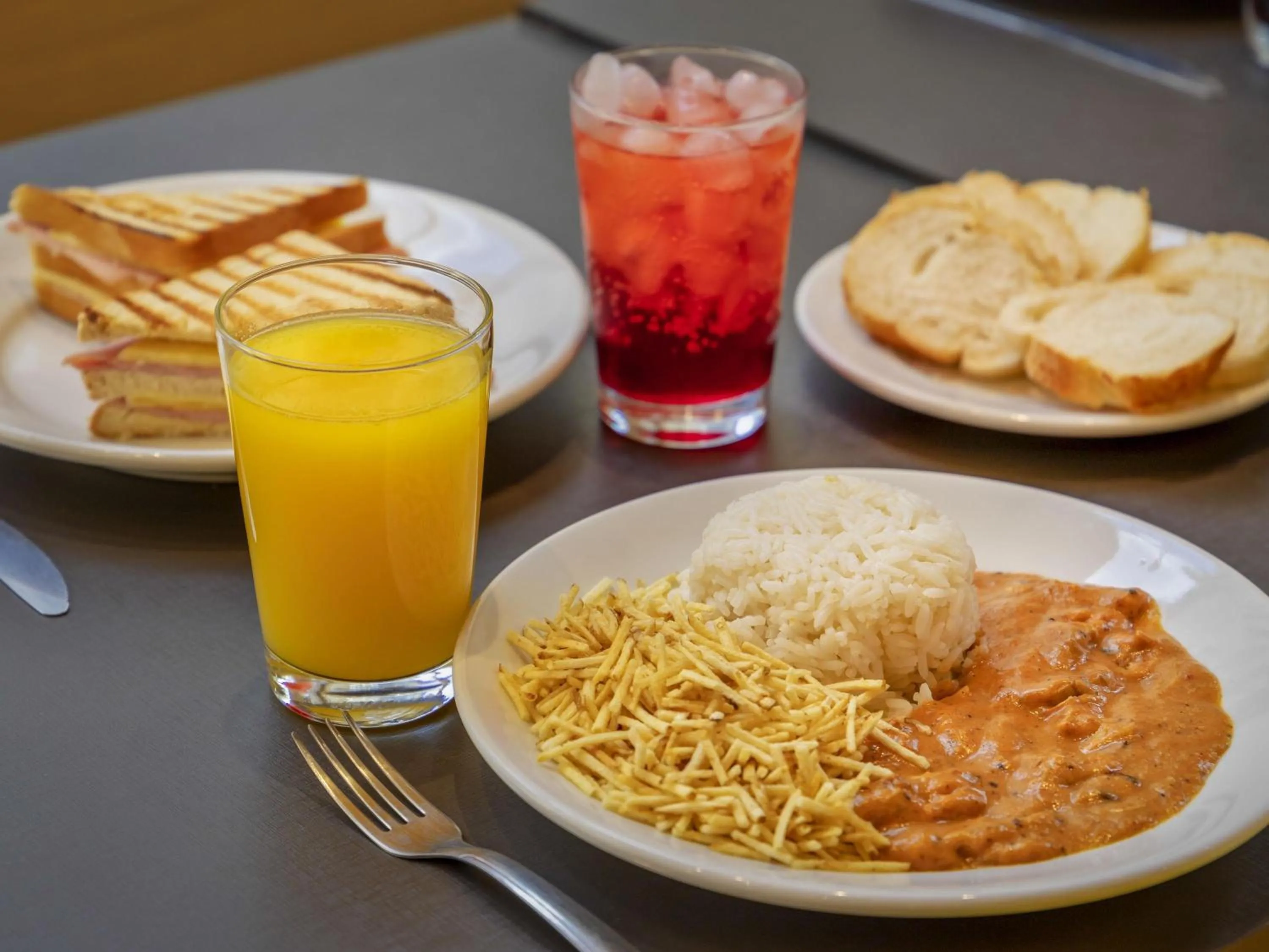 Restaurant/places to eat in ibis budget SP Centro Sao Joao