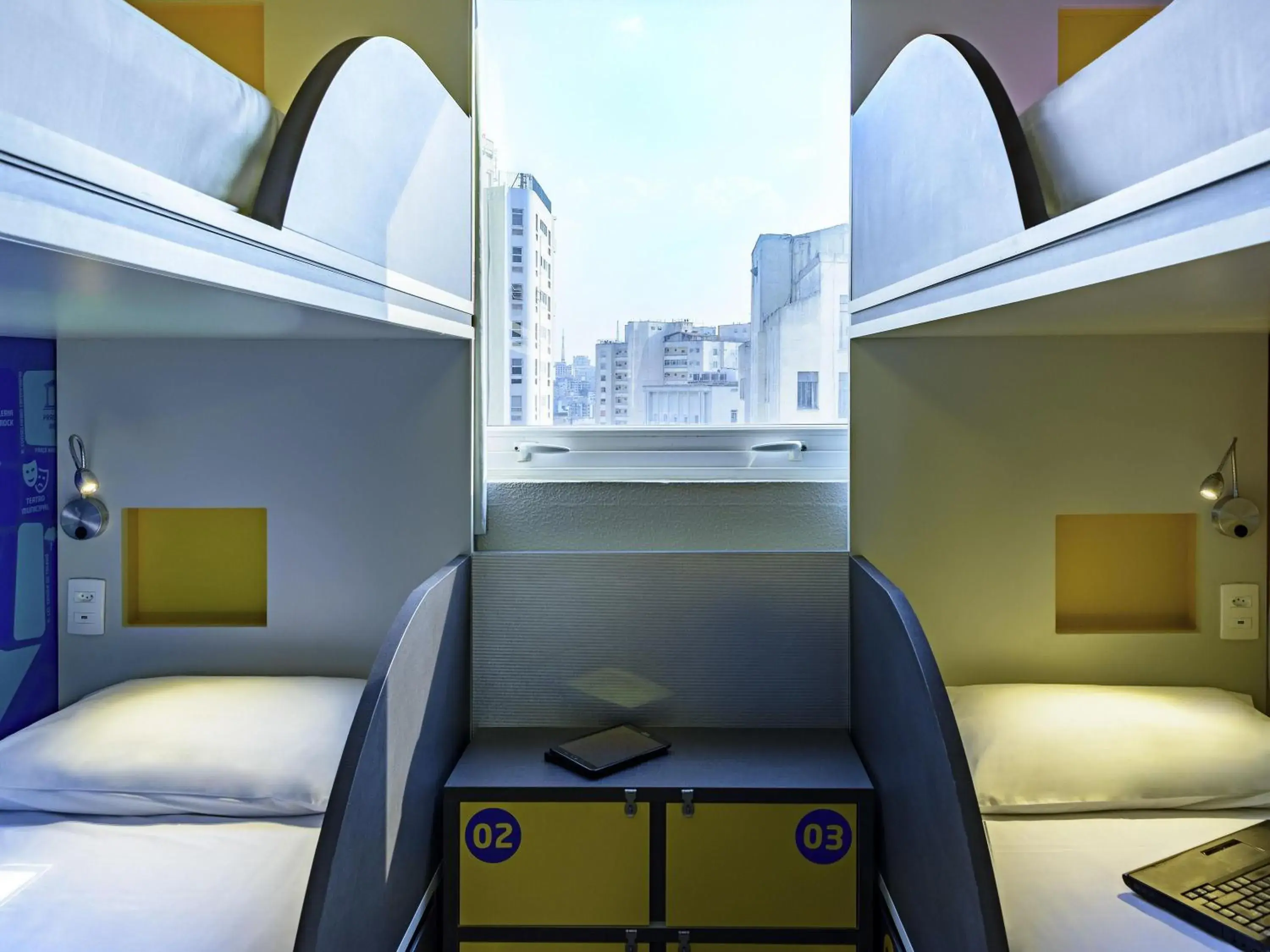 Family Room with Two Bunk Beds - single occupancy in ibis budget SP Centro Sao Joao Family Room with Two Bunk Beds - single occupancy in ibis budget SP Centro Sao Joao