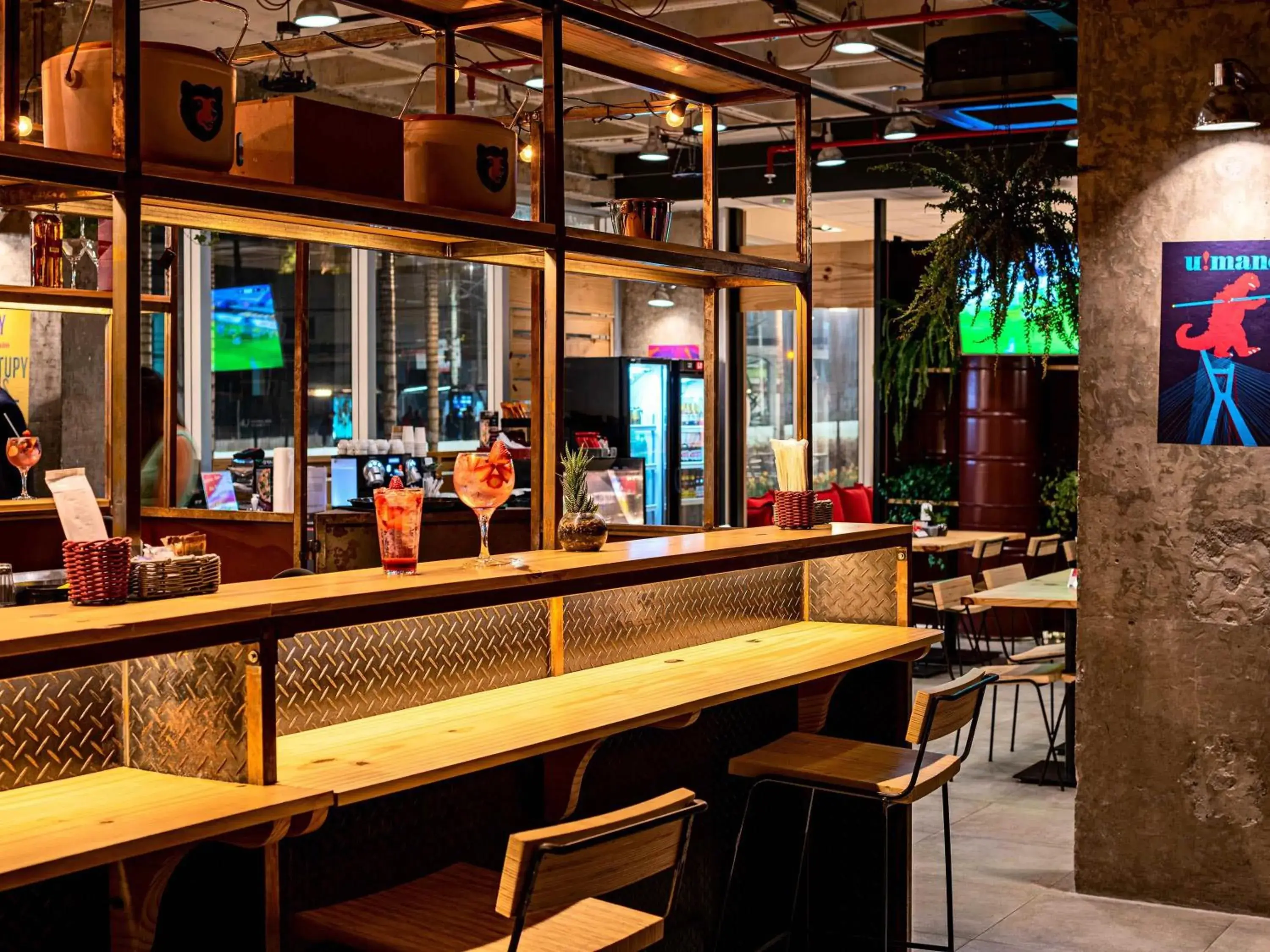 Lounge or bar in ibis Sao Paulo Ibirapuera Lounge or bar in ibis Sao Paulo Ibirapuera