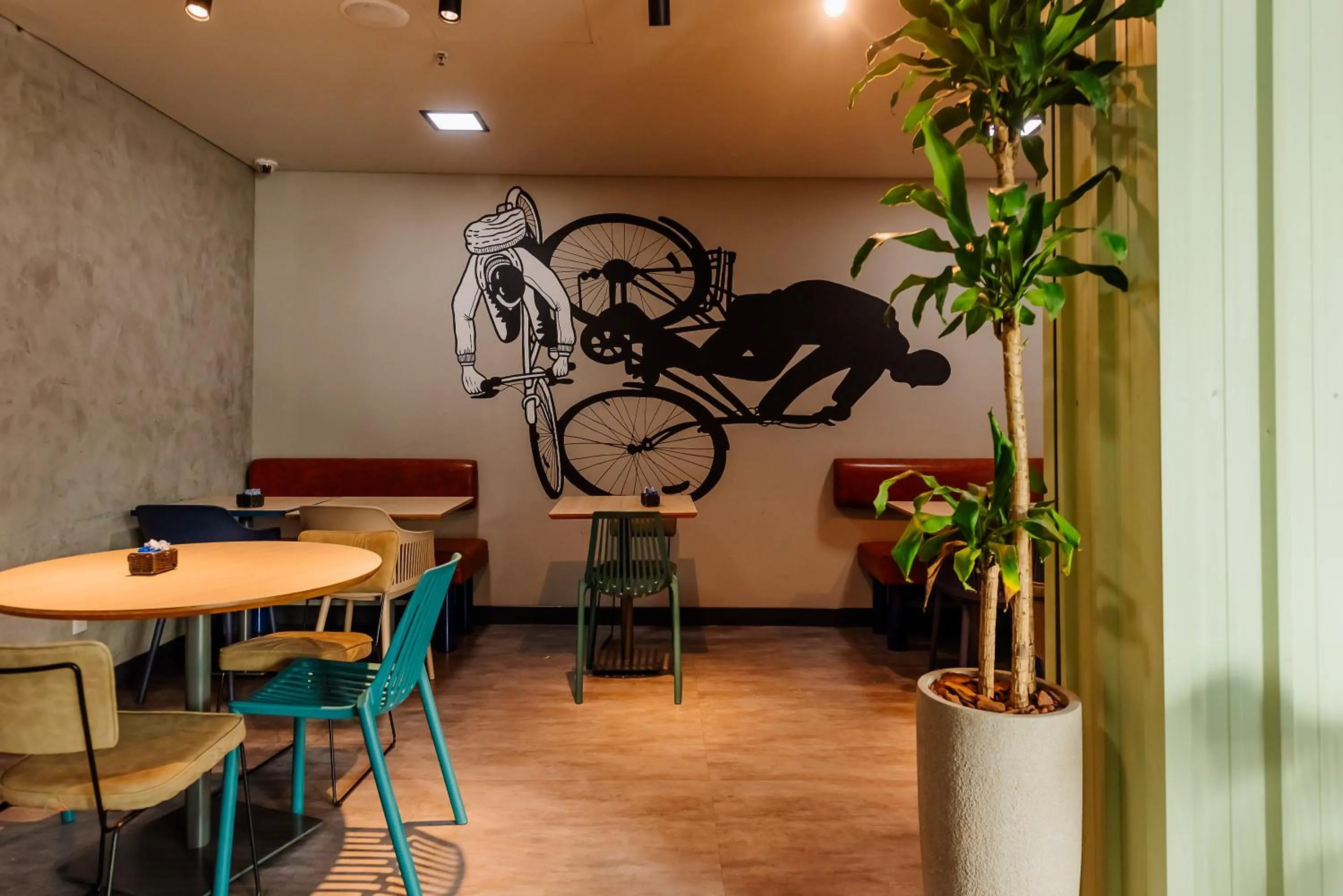 Restaurant/places to eat in ibis budget Vitoria