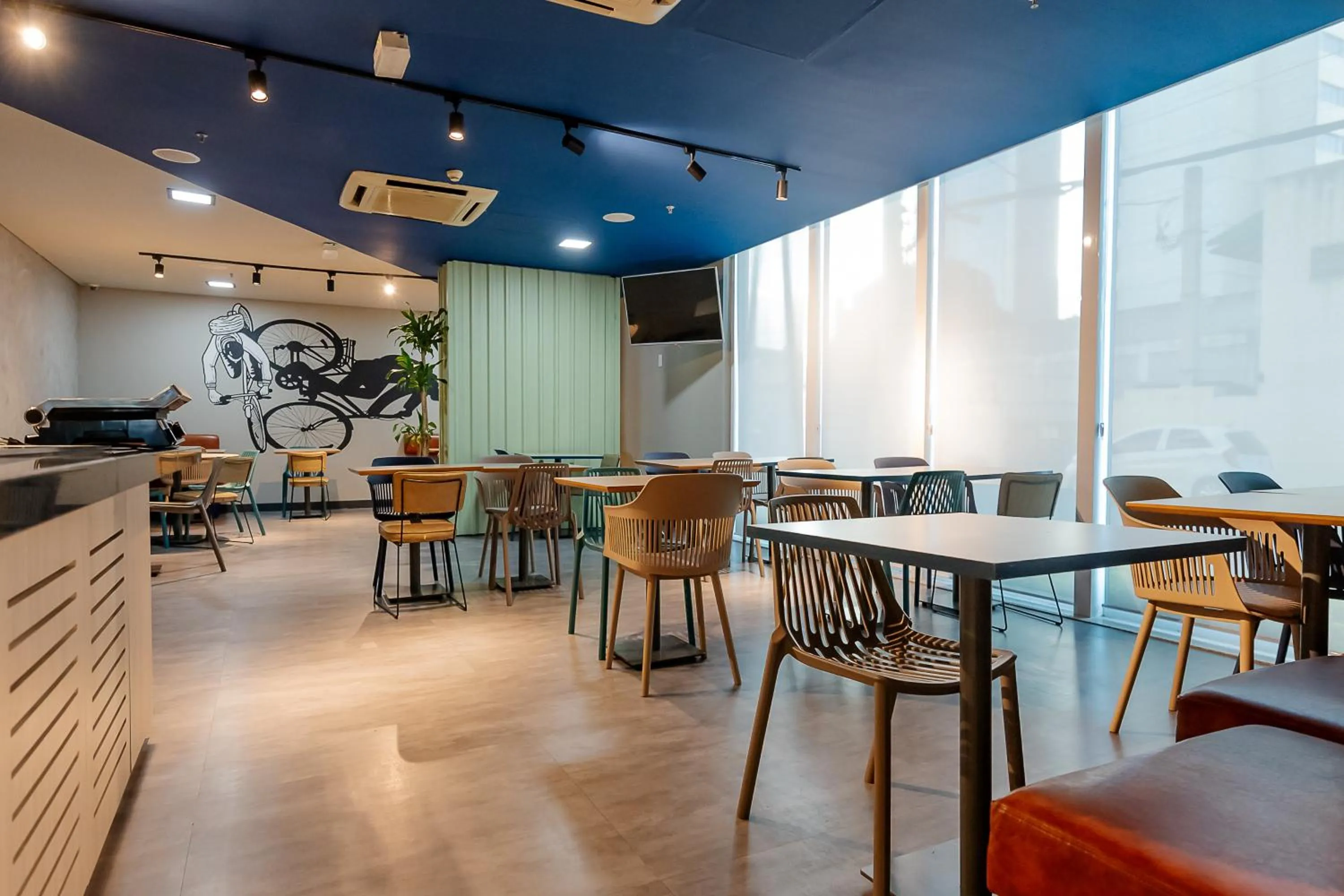 Restaurant/places to eat in ibis budget Vitoria