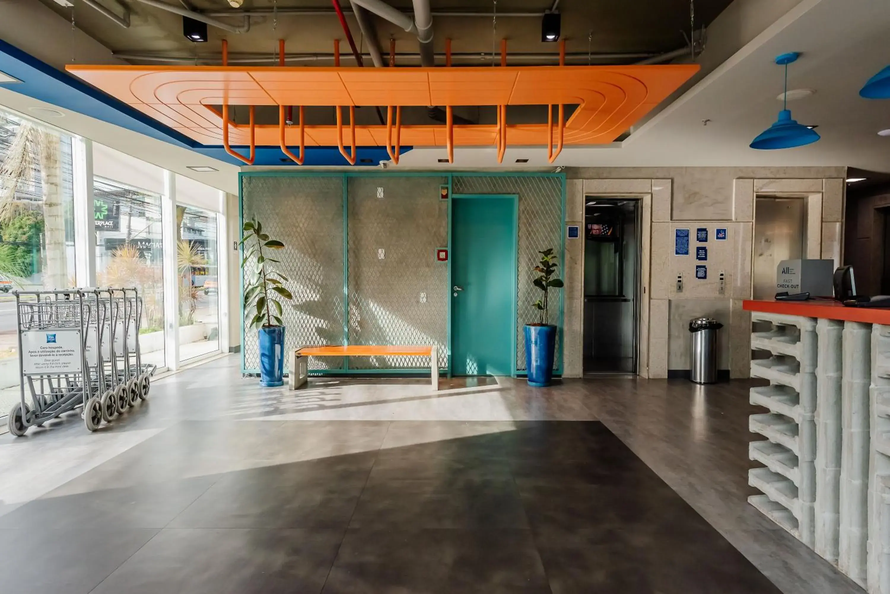 Lobby or reception in ibis budget Vitoria Lobby or reception in ibis budget Vitoria