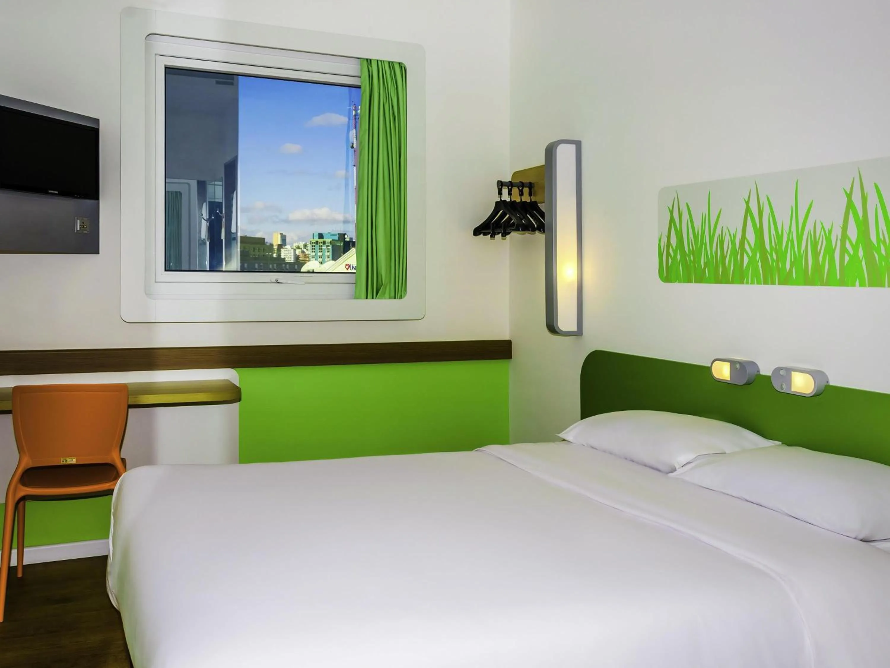 Bedroom, Bed in ibis budget Porto Alegre - Super Econômico