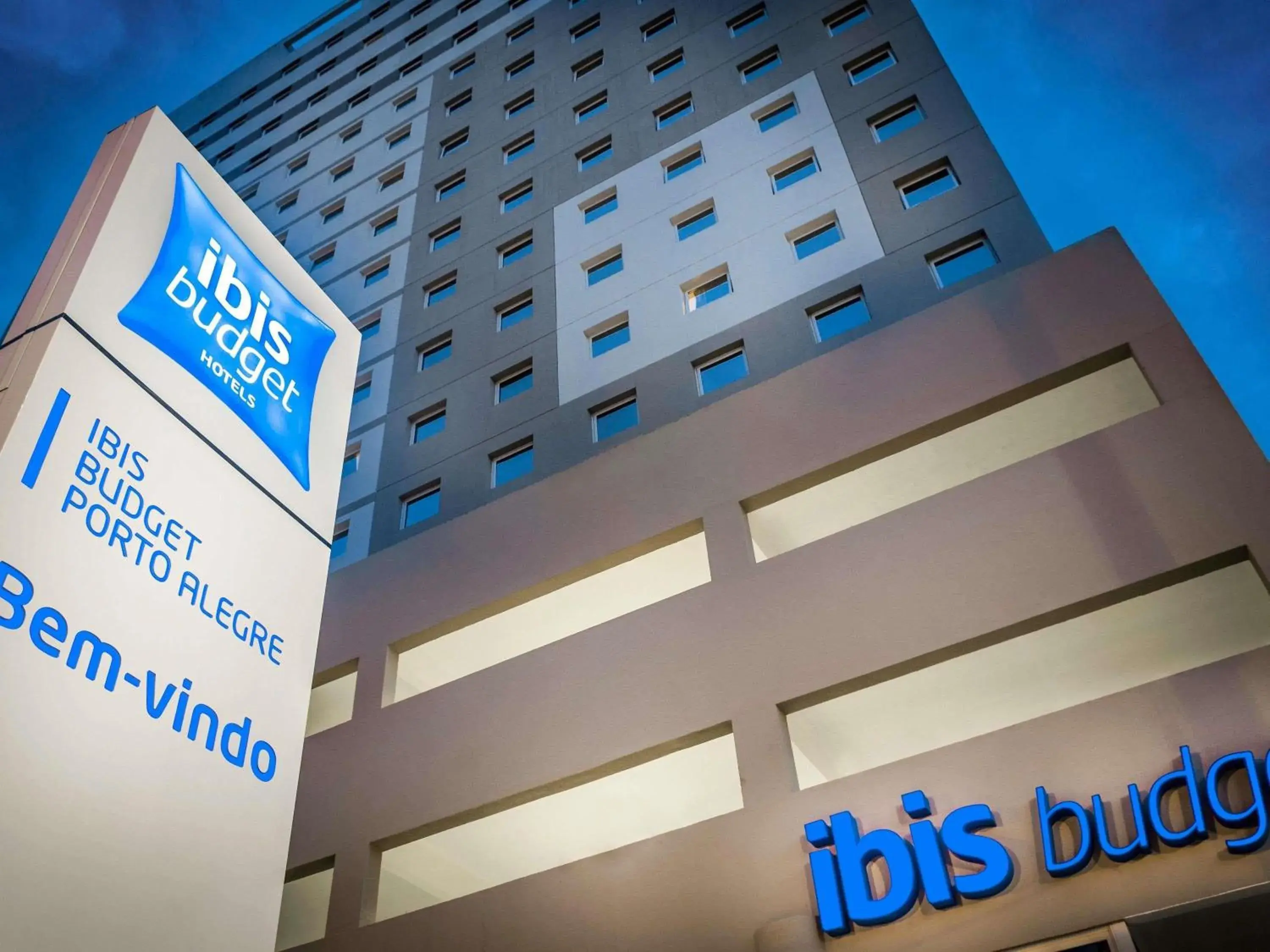 Property building in ibis budget Porto Alegre - Super Econômico Property building in ibis budget Porto Alegre - Super Econômico