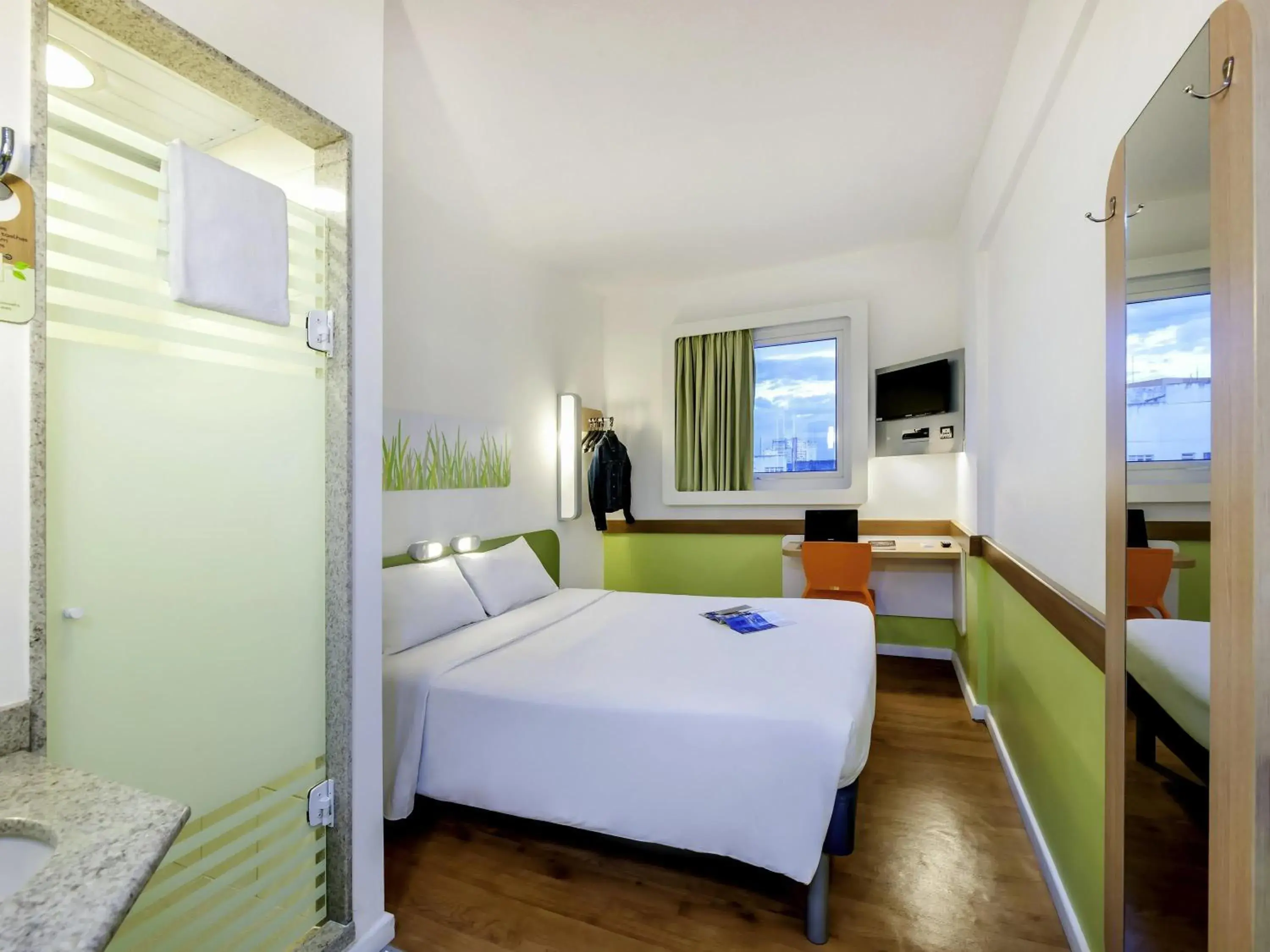 Bedroom, Bed in ibis budget Porto Alegre - Super Econômico Bedroom, Bed in ibis budget Porto Alegre - Super Econômico