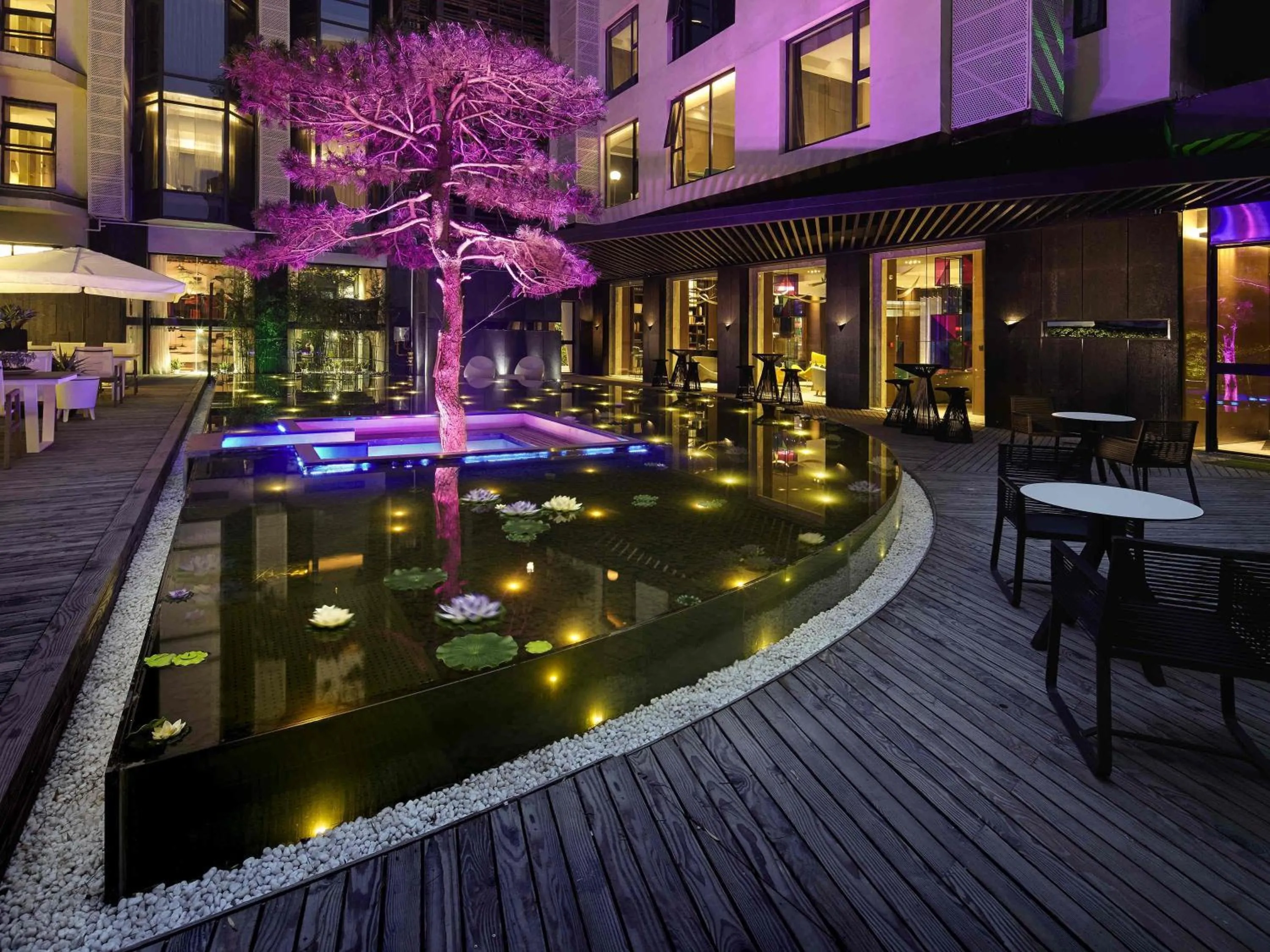 Mercure Yangzhou Dongguan Street