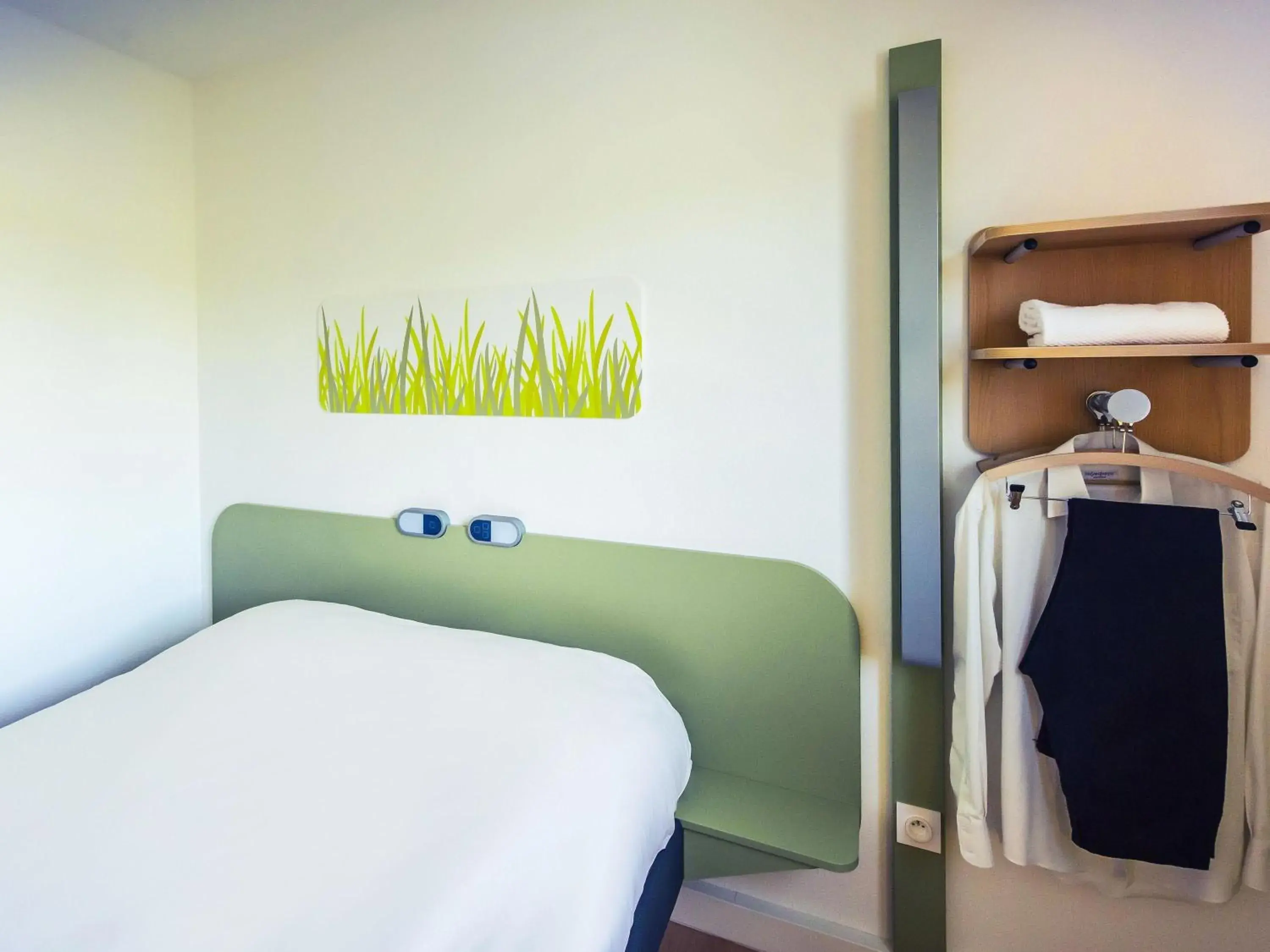 Bedroom, Bed in ibis budget Troyes Est Bedroom, Bed in ibis budget Troyes Est
