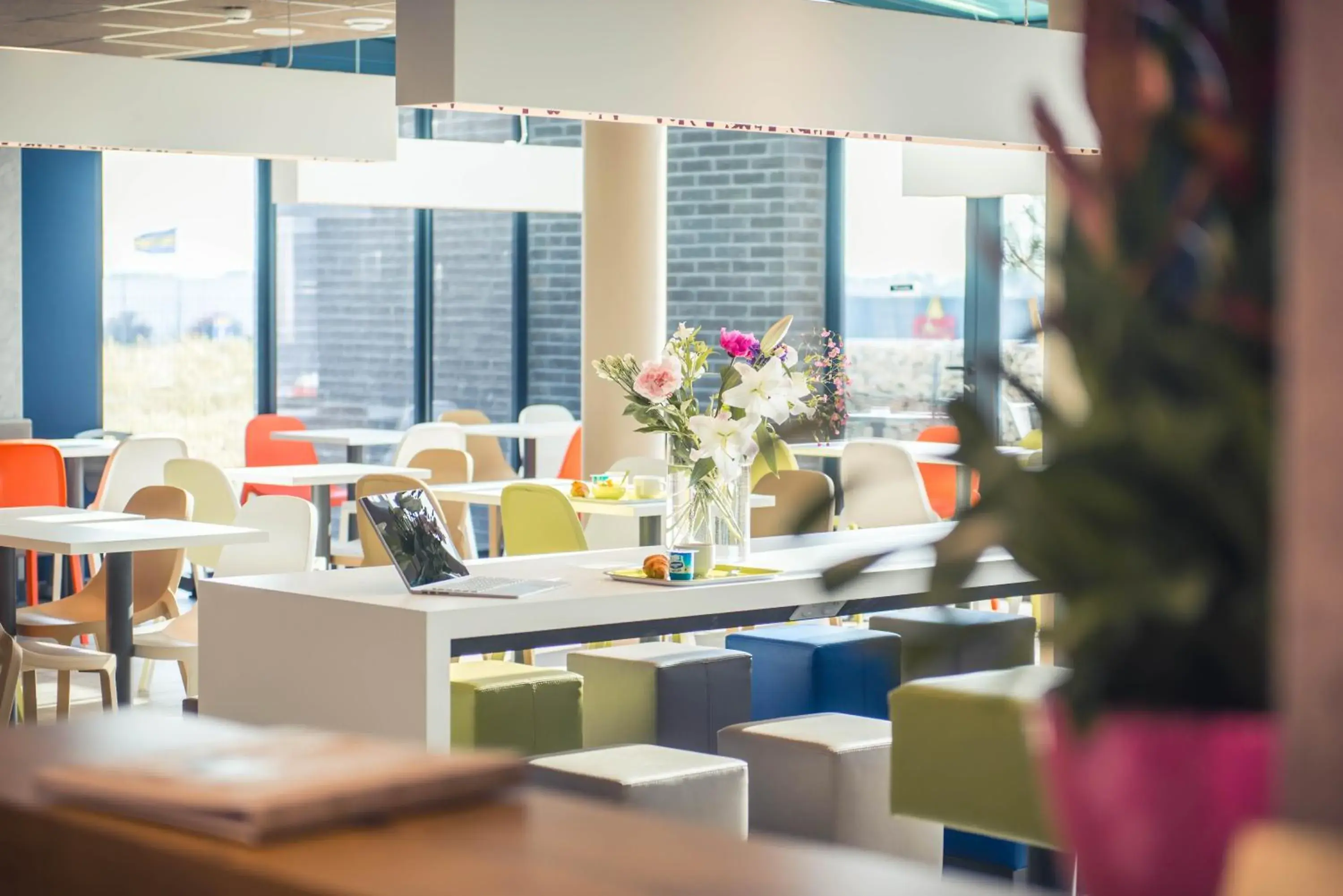 Lobby or reception in ibis budget Troyes Est Lobby or reception in ibis budget Troyes Est