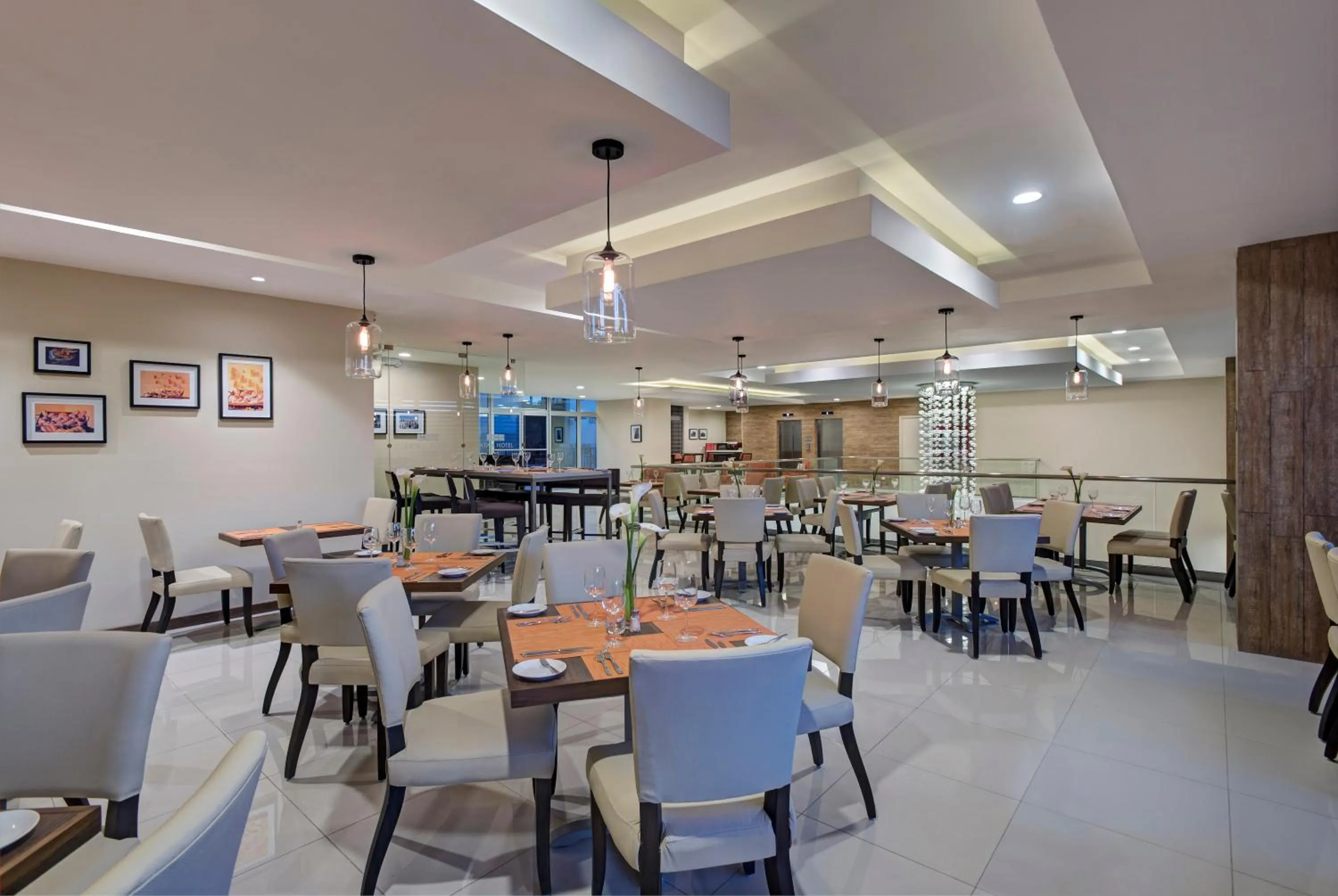 Restaurant/places to eat in LATAM HOTEL Plaza Pradera Quetzaltenango
