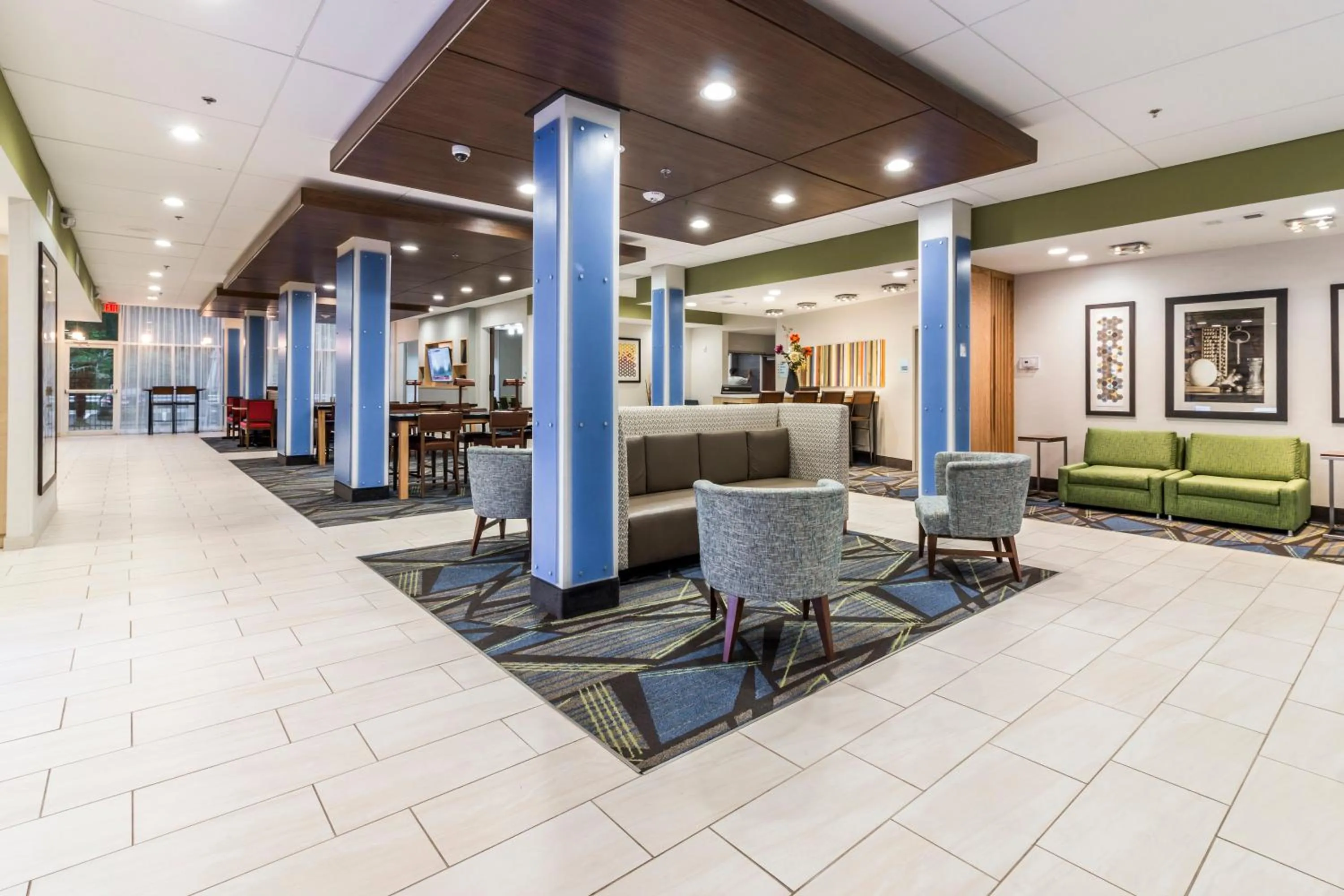 Property building in Holiday Inn Express - Villa Rica by IHG