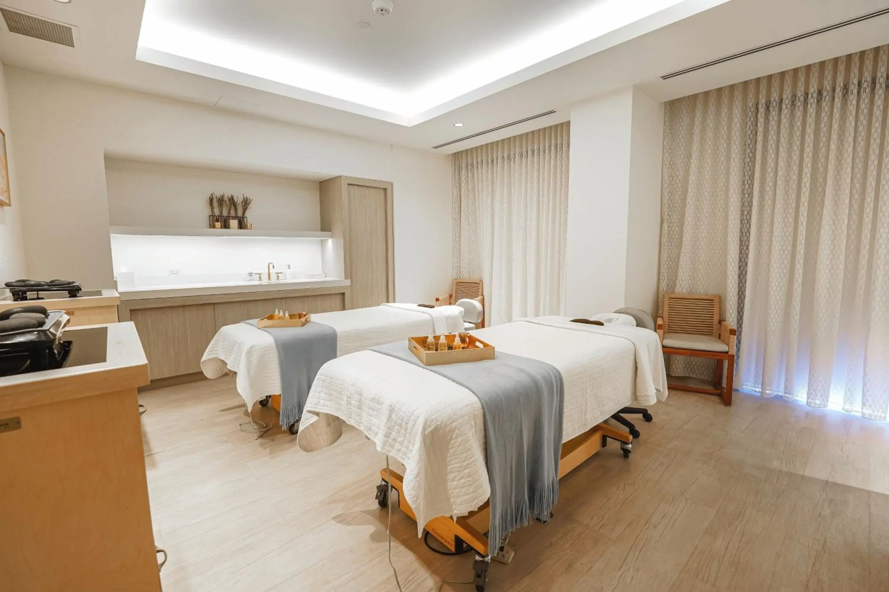 Spa and wellness centre/facilities, Bed in InterContinental - Washington D.C. - The Wharf by IHG Spa and wellness centre/facilities, Bed in InterContinental - Washington D.C. - The Wharf by IHG