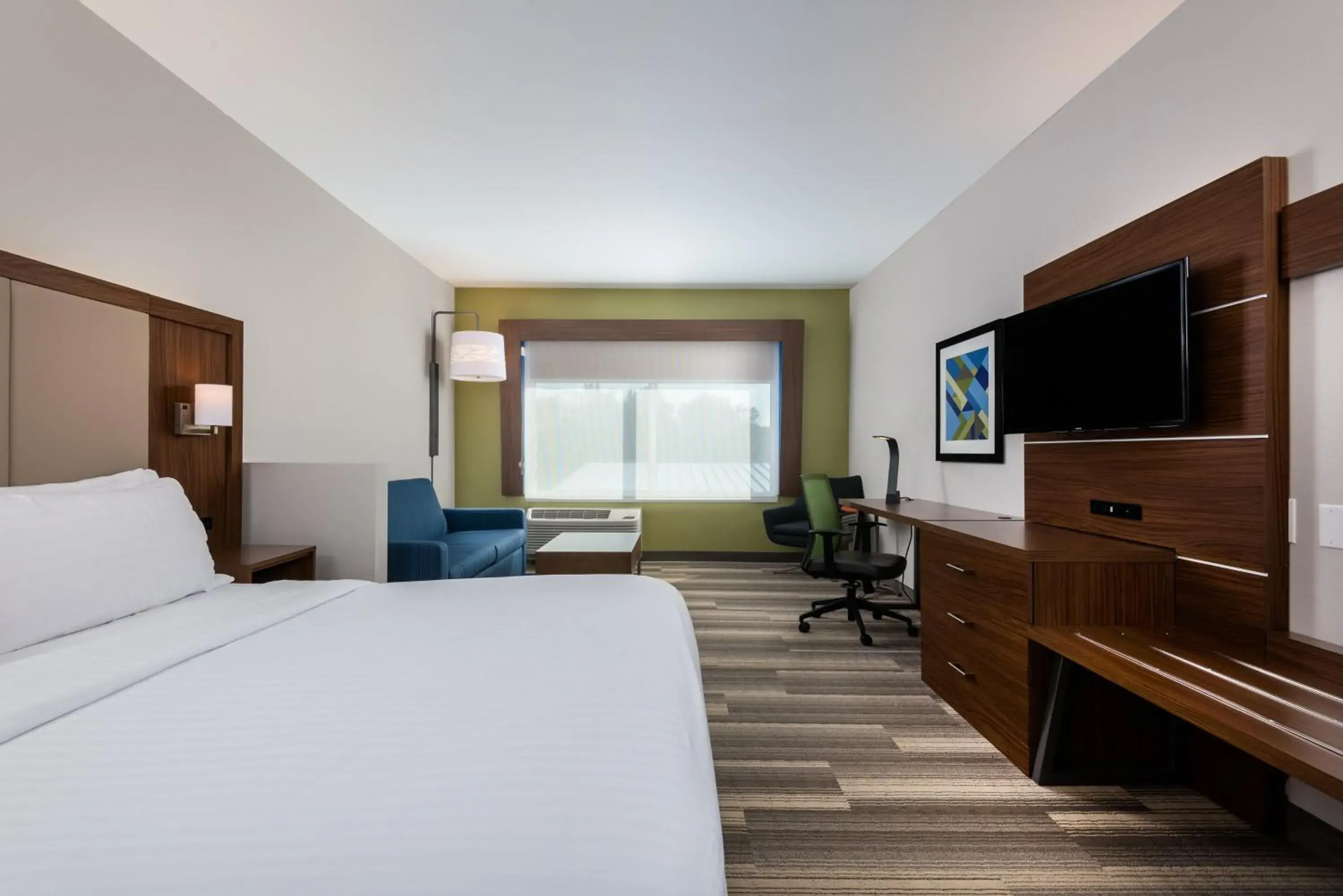 King Suite in Holiday Inn Express Queensbury-Lake George Area by IHG King Suite in Holiday Inn Express Queensbury-Lake George Area by IHG