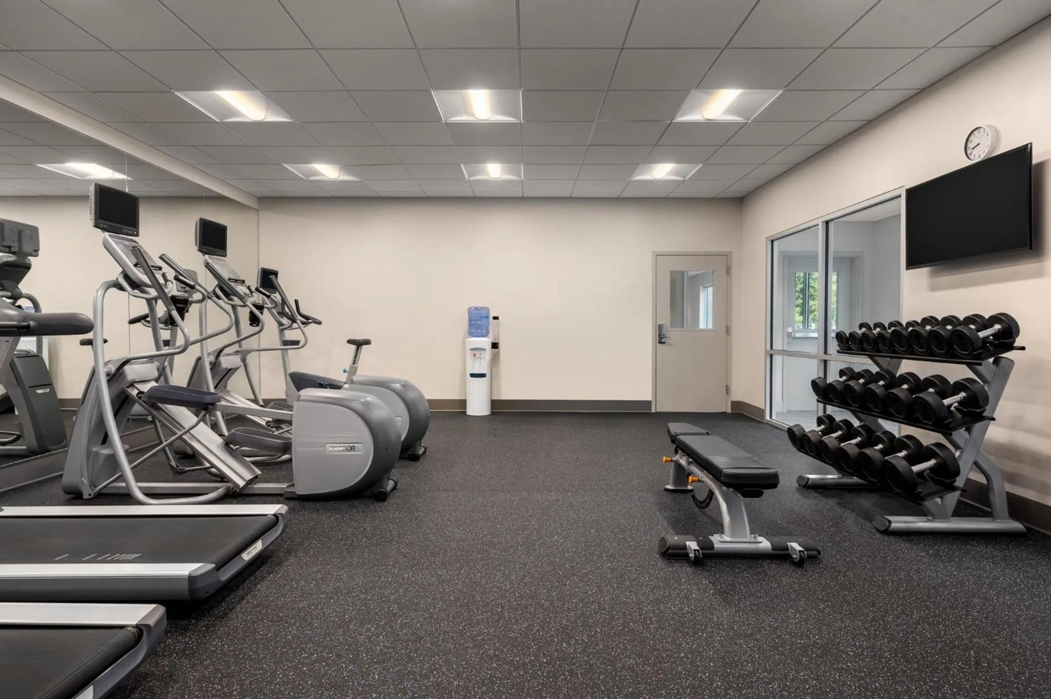 Fitness centre/facilities in Holiday Inn Express Queensbury-Lake George Area by IHG