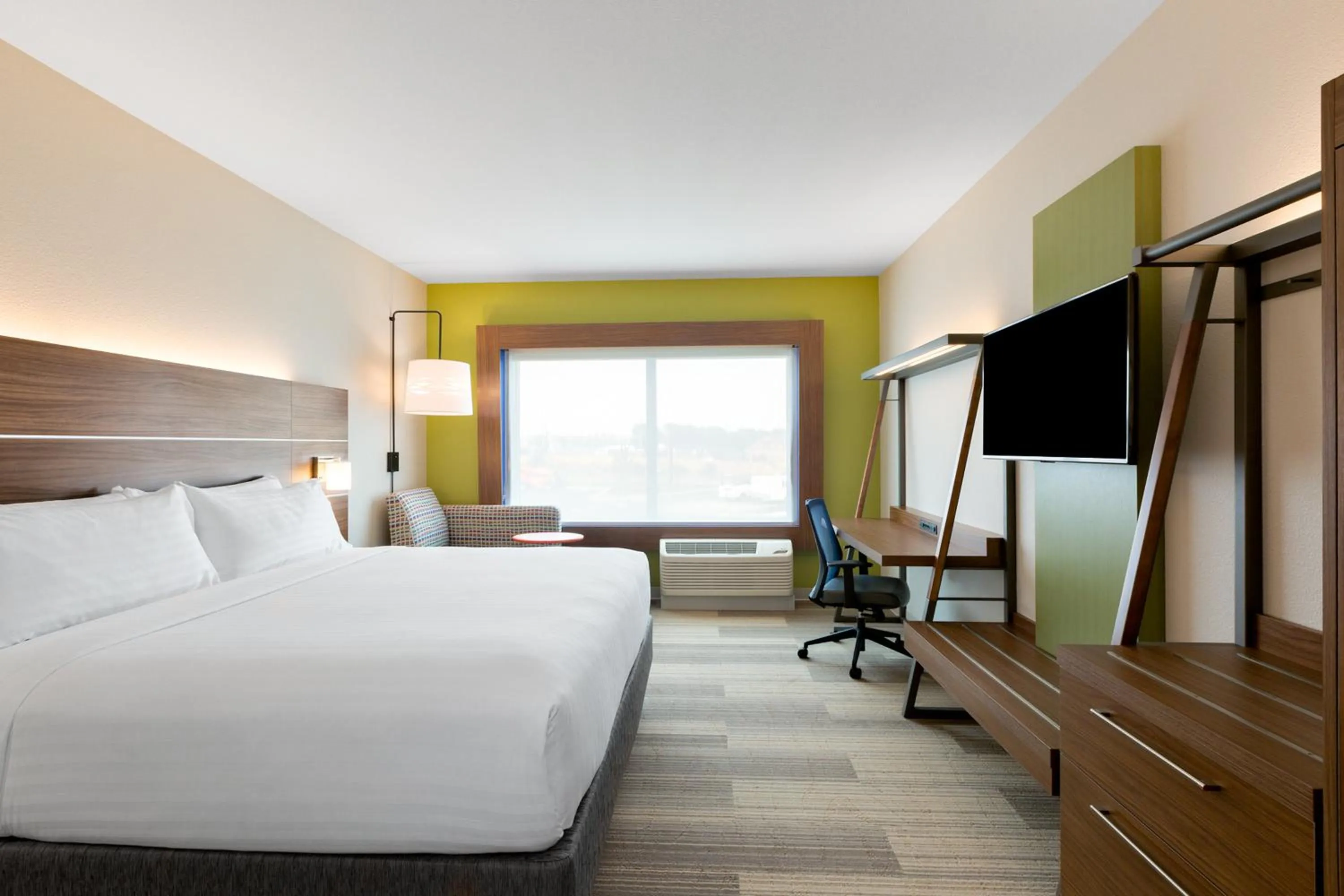 Photo of the whole room, Bed in Holiday Inn Express & Suites - Prosser - Yakima Valley Wine by IHG