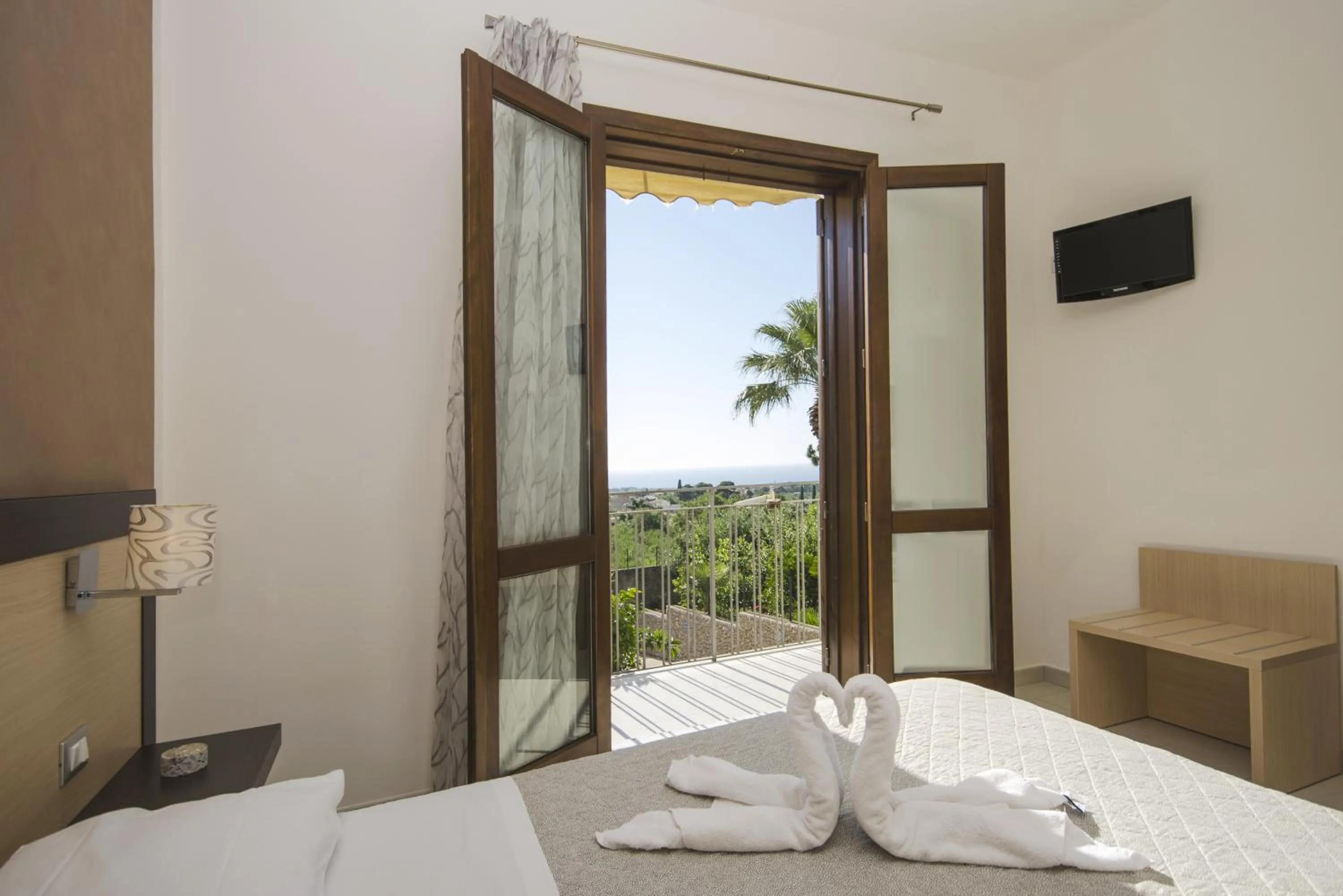 Double Room with Sea View in B&B Coppola