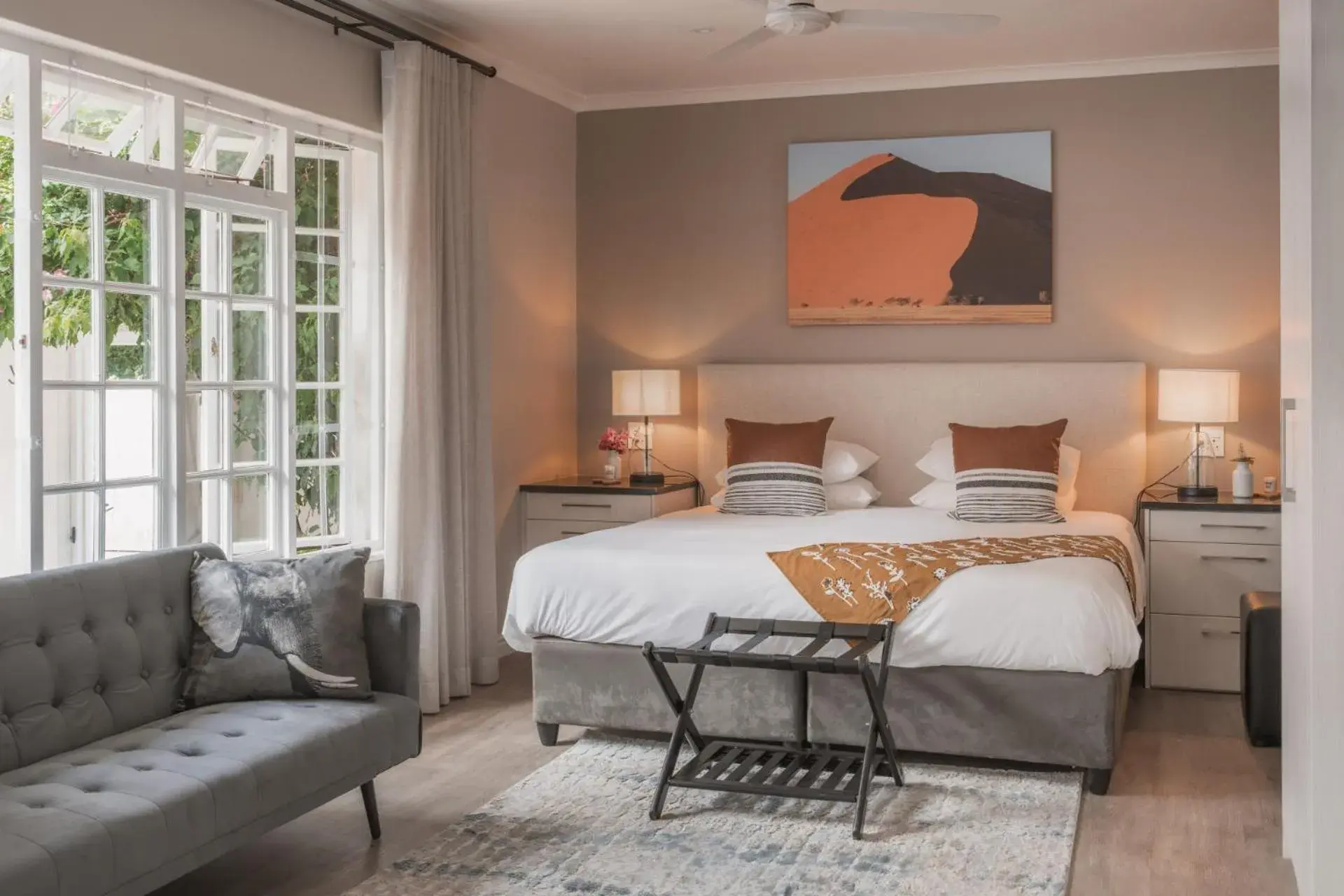 Double Room - single occupancy in The Dongola Guesthouse Double Room - single occupancy in The Dongola Guesthouse