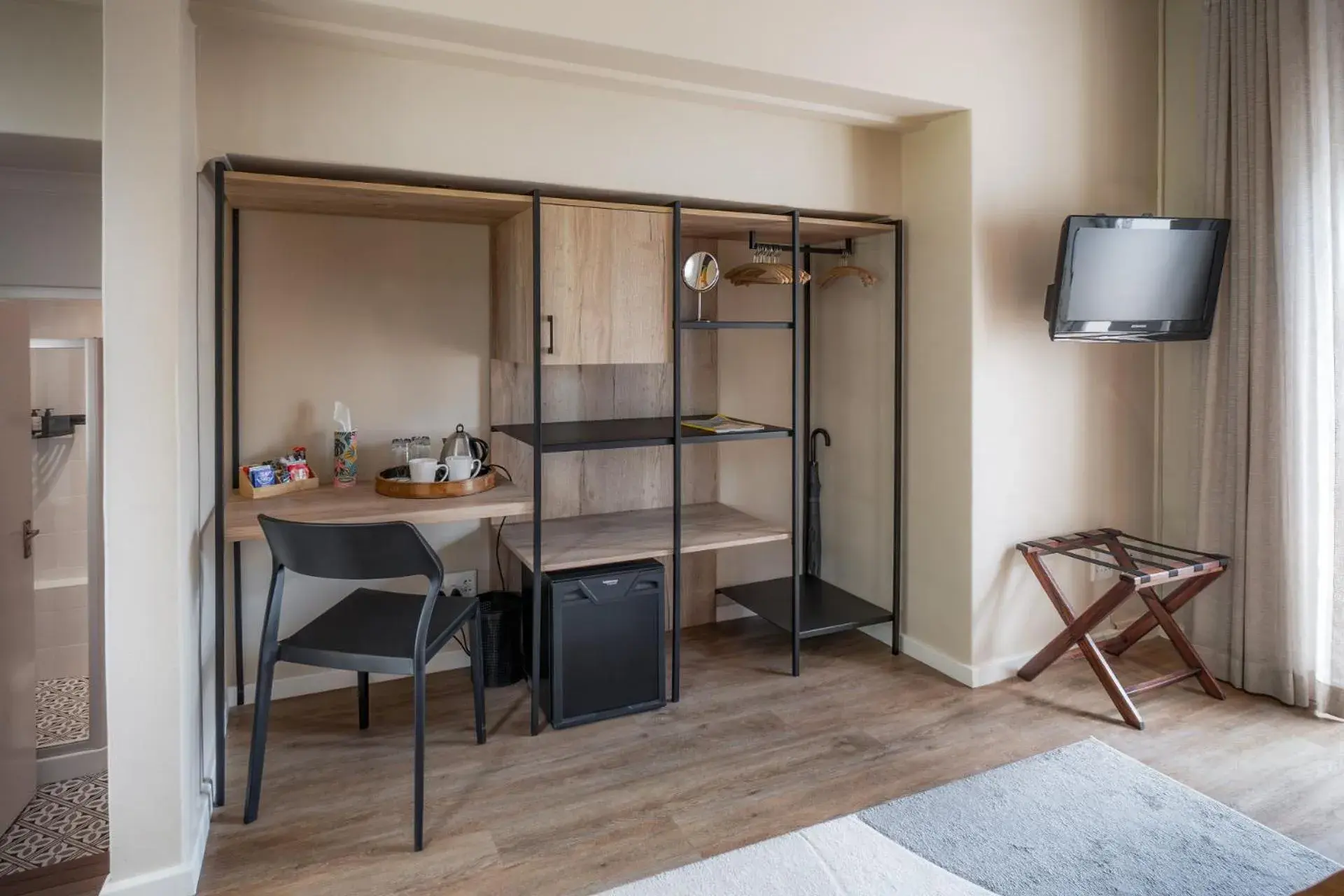 Double Room - single occupancy in The Dongola Guesthouse Double Room - single occupancy in The Dongola Guesthouse