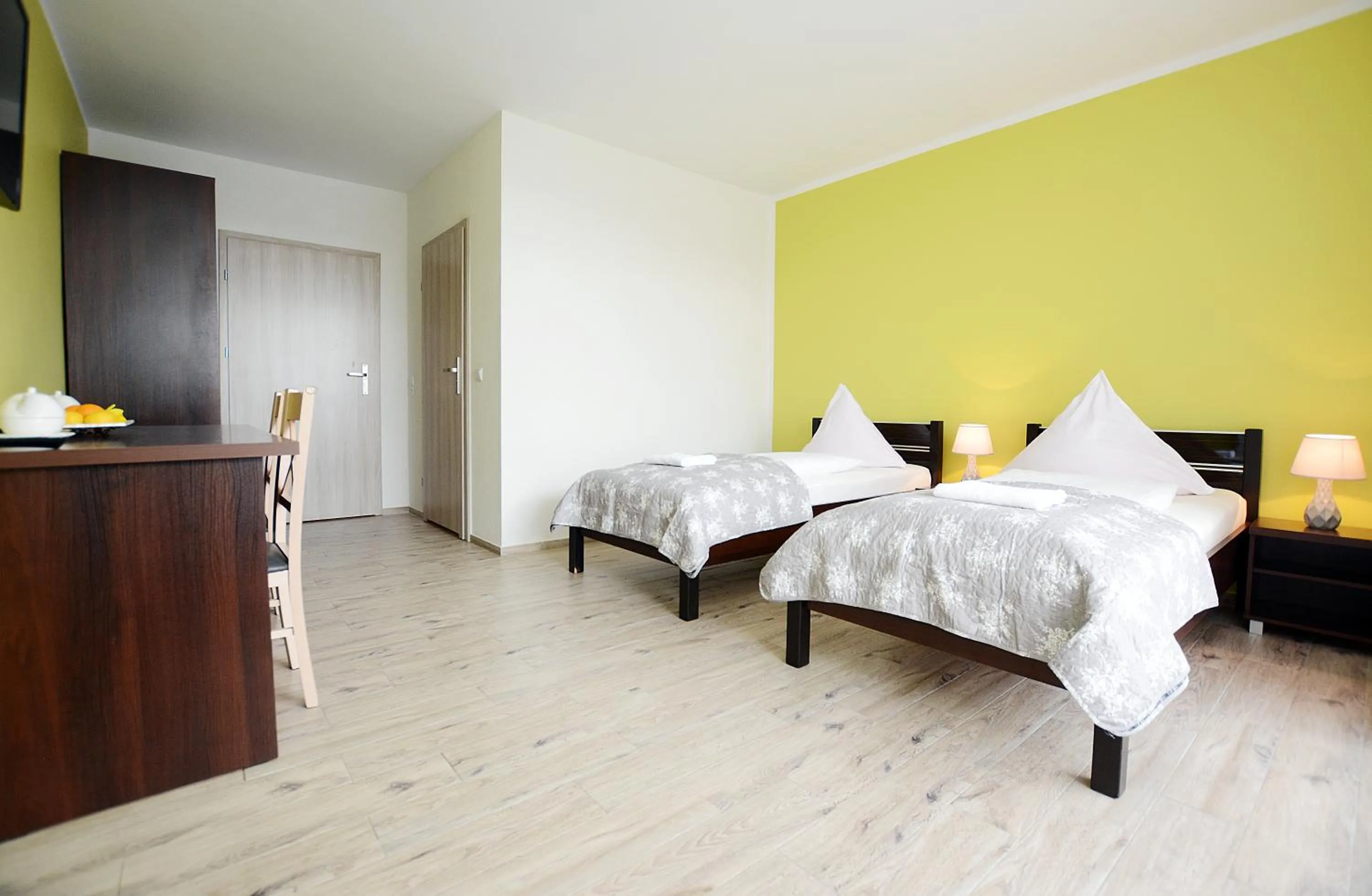 Photo of the whole room in Neptun