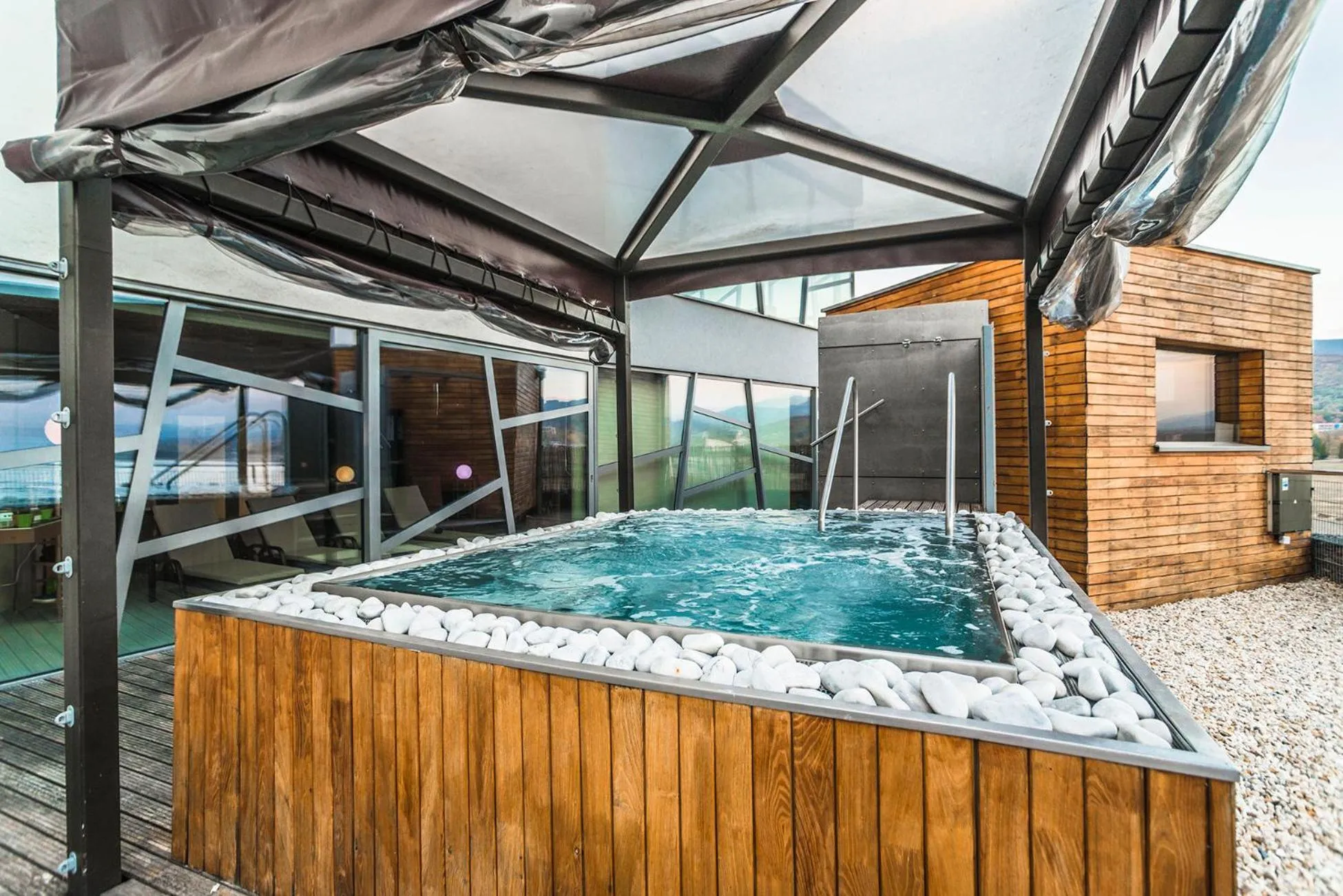 Hot Tub in Hotel Thermal ŠÍRAVA