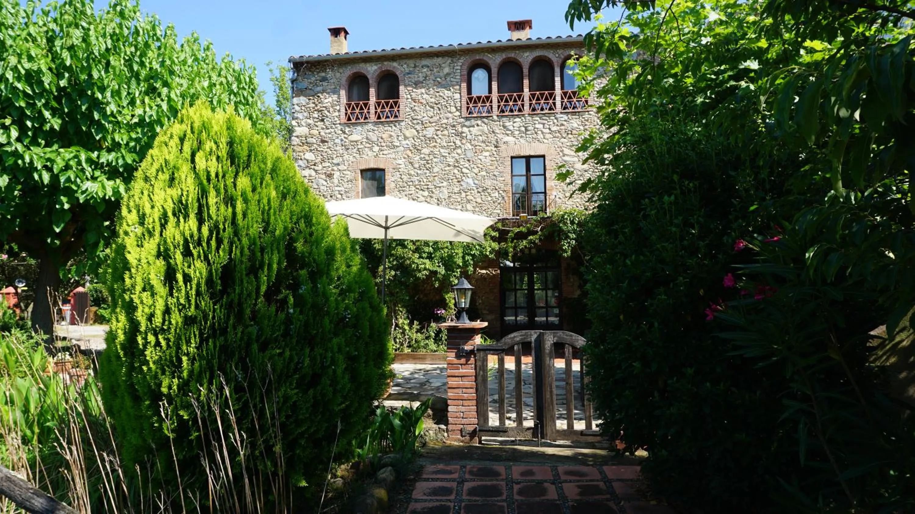 Facade/entrance in Casa rural Can Jepet