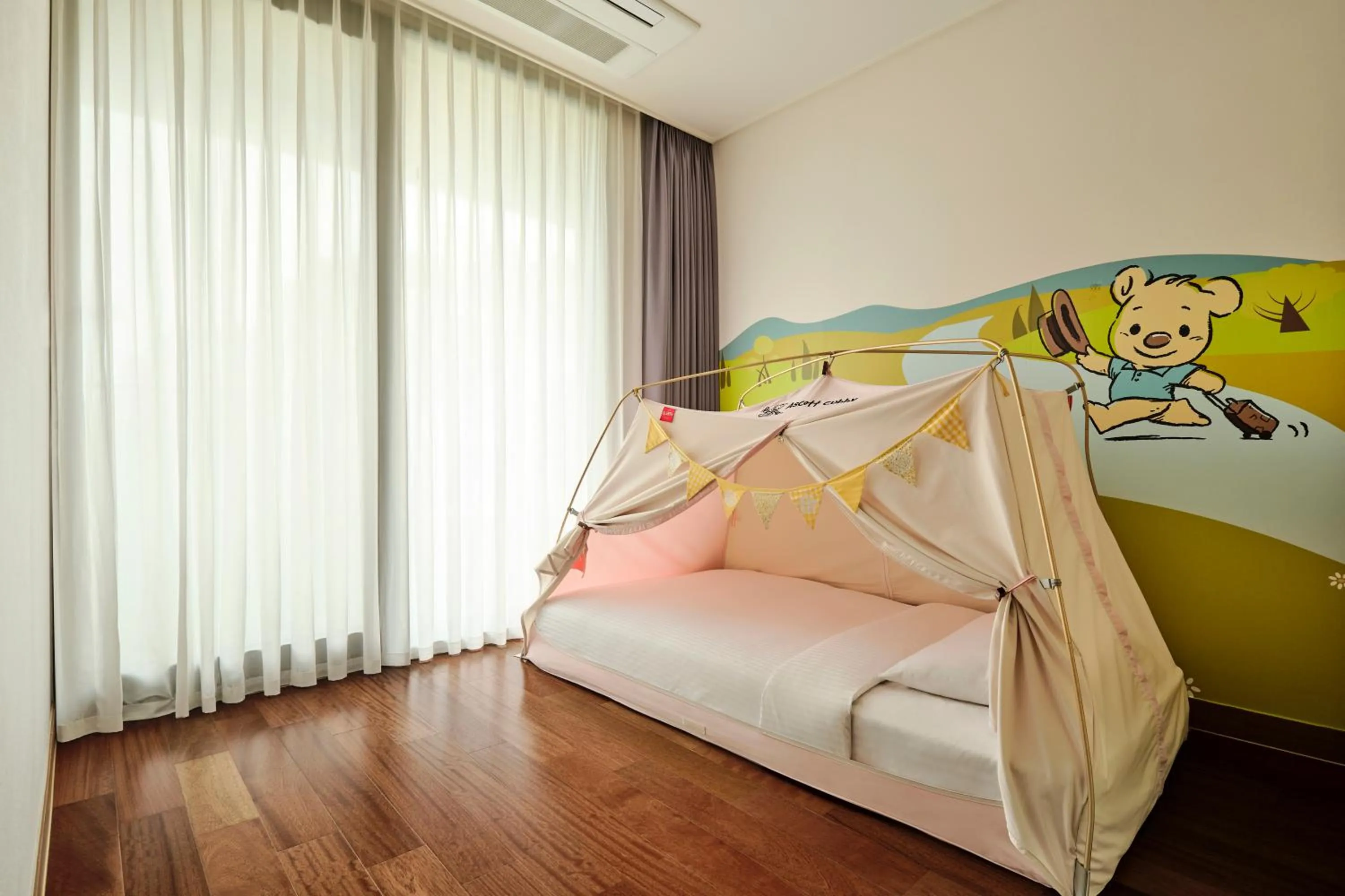 Area and facilities, Bed in Somerset Jeju Shinhwa World