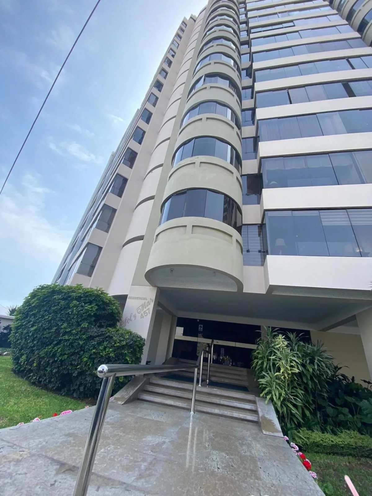 Oceanfront Miraflores Larcomar next to Marriott